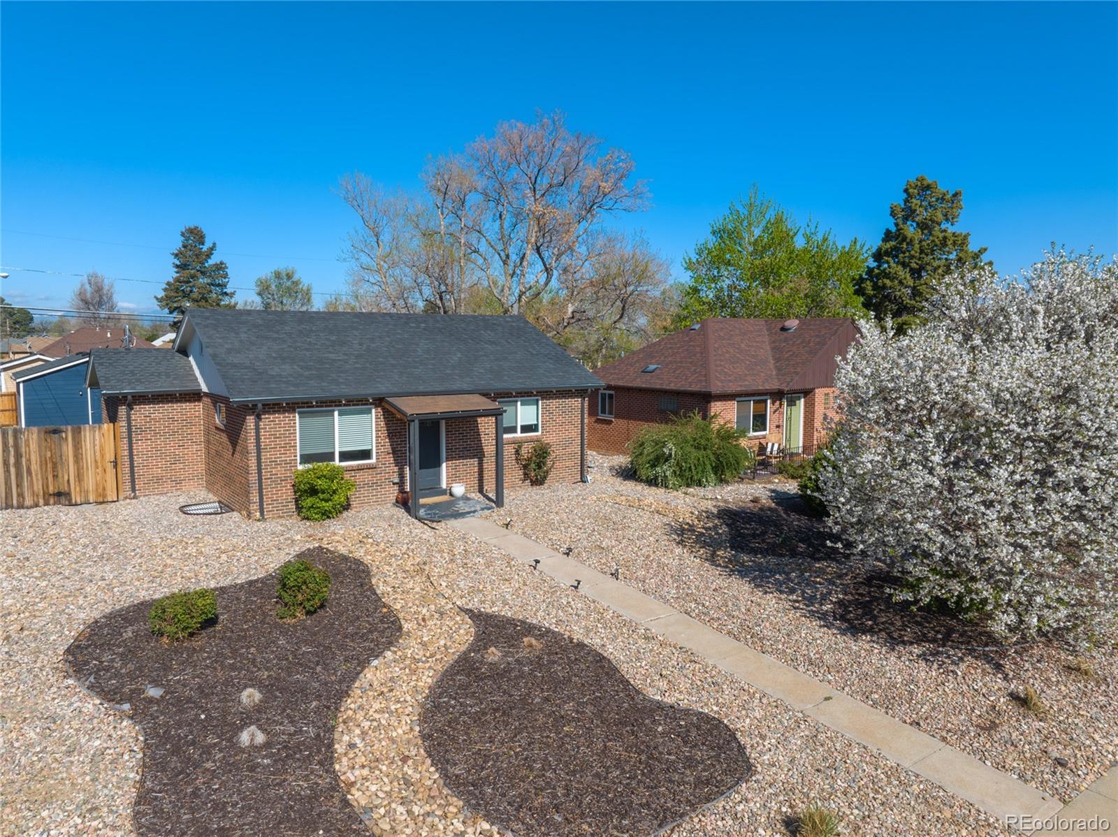 MLS Image #40 for 3011  oneida street,denver, Colorado