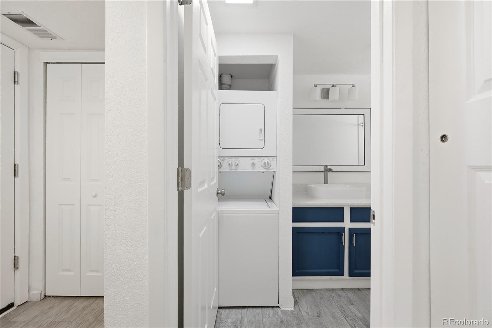 MLS Image #8 for 12364 w nevada place,lakewood, Colorado