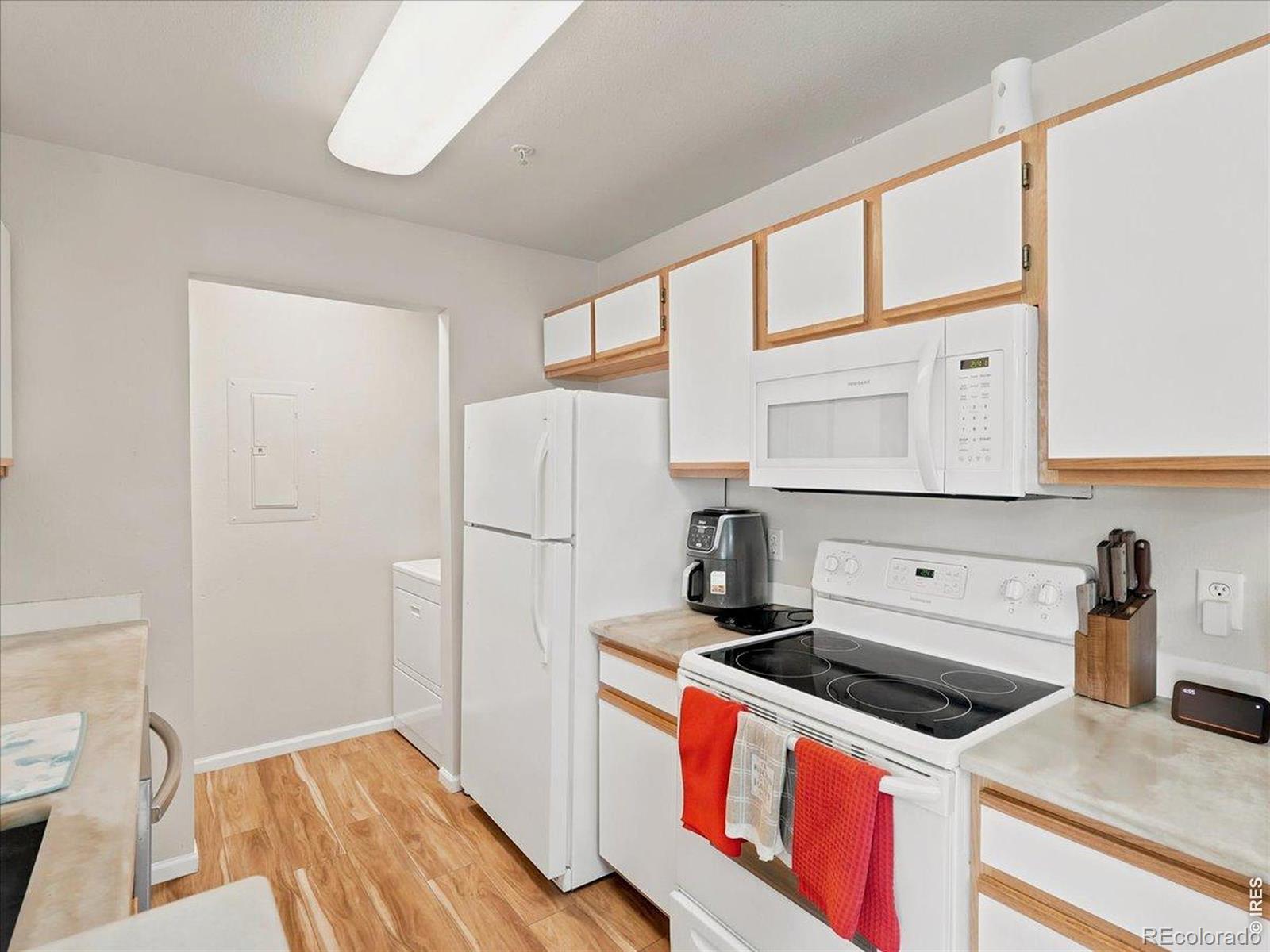 MLS Image #11 for 2226 w elizabeth street,fort collins, Colorado