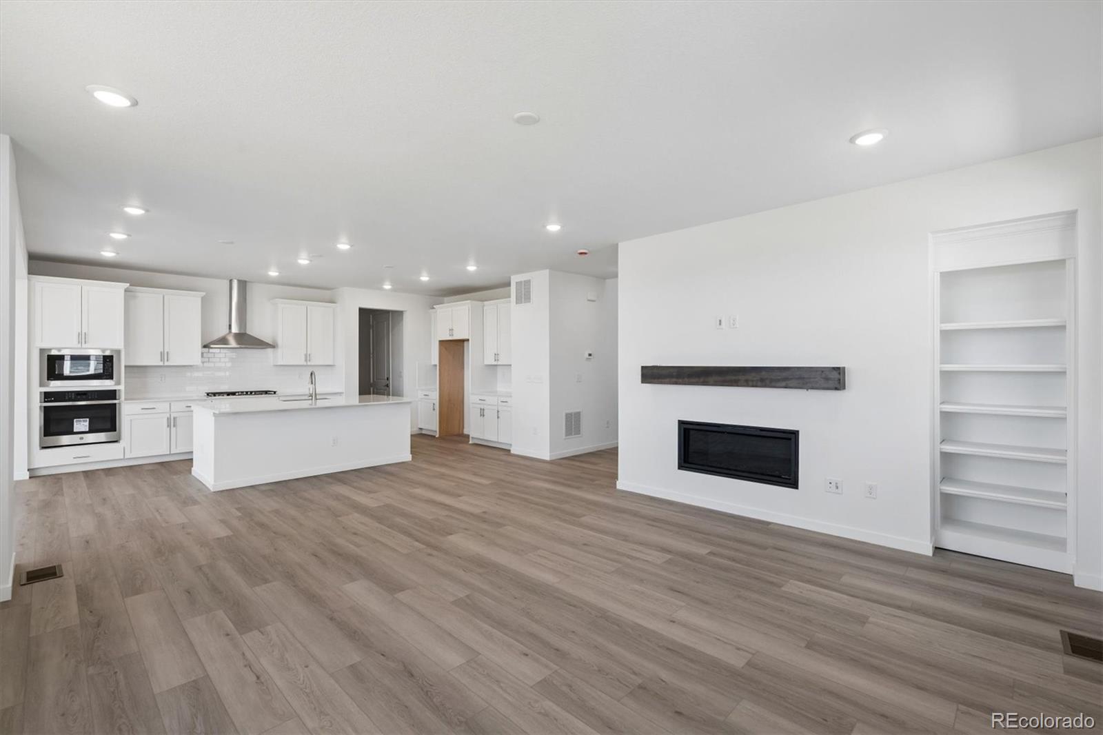 MLS Image #6 for 25131 e evans drive,aurora, Colorado