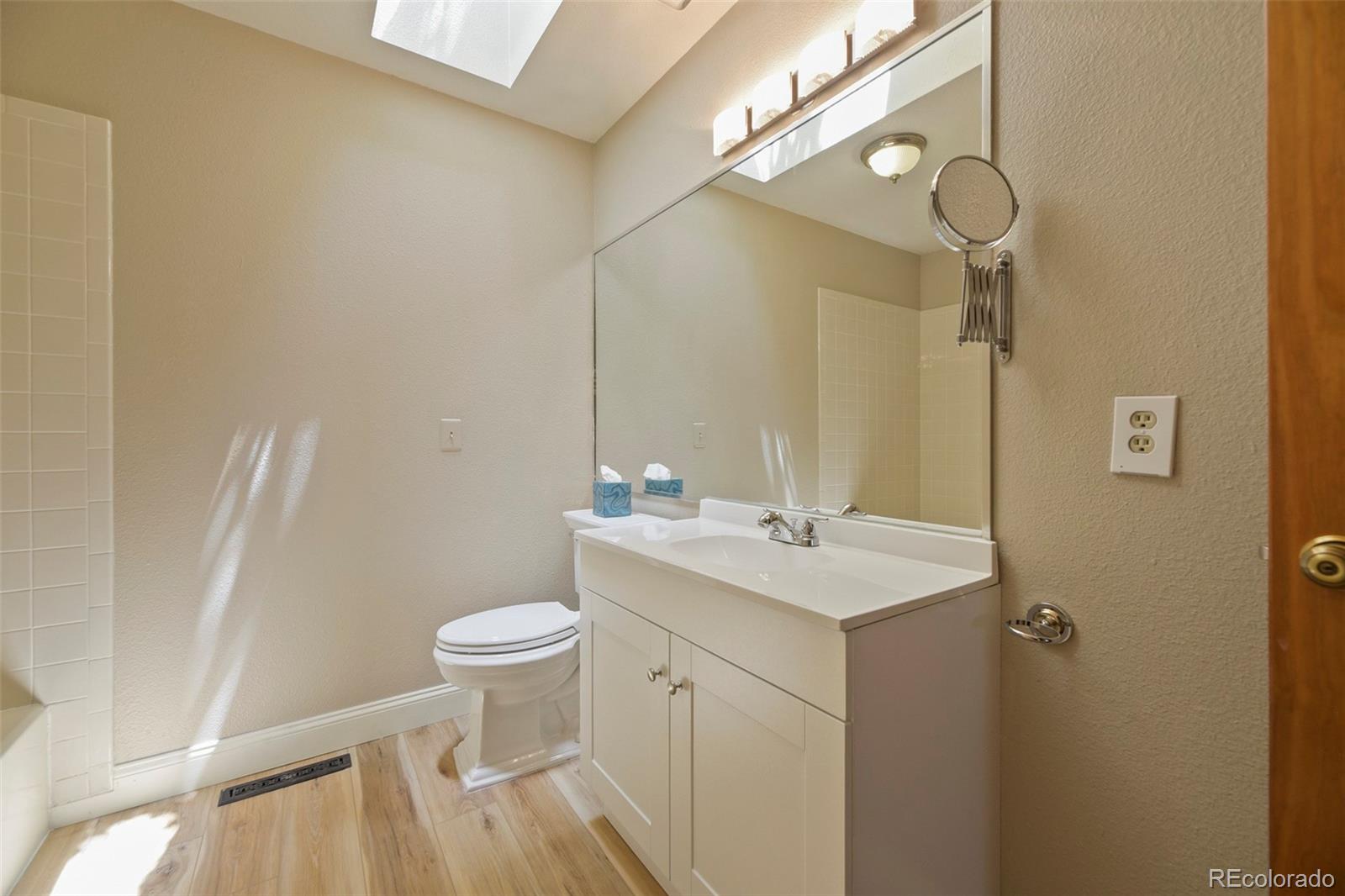 MLS Image #18 for 11609 e cornell circle,aurora, Colorado