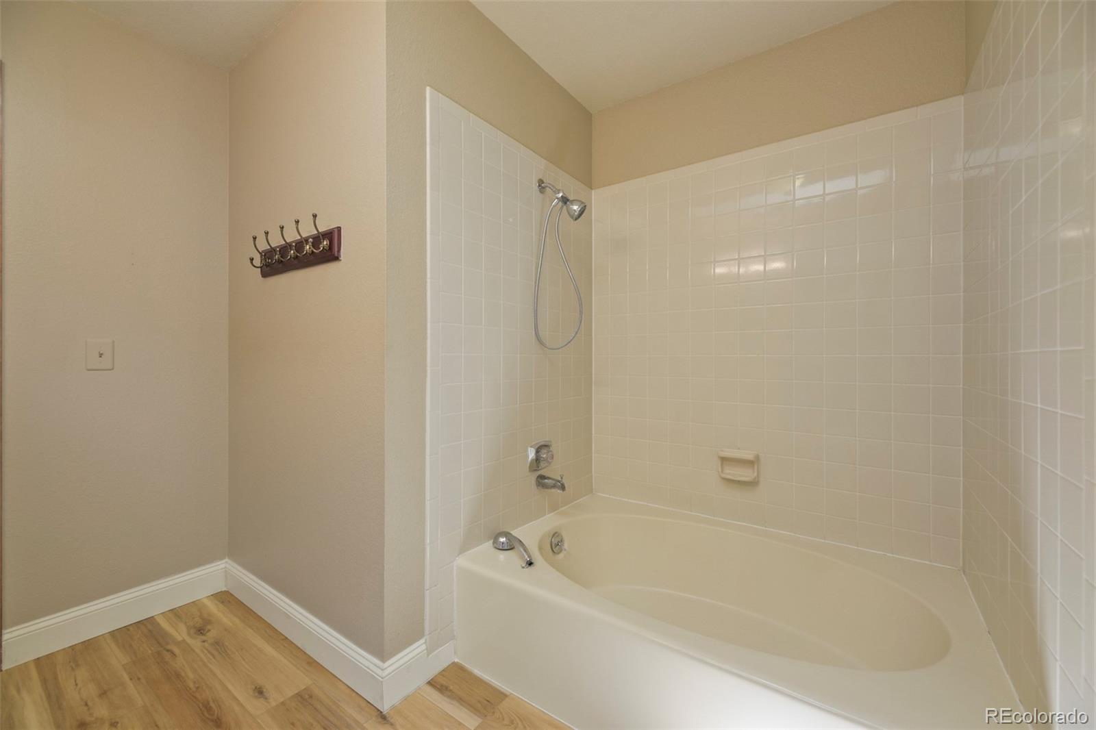 MLS Image #19 for 11609 e cornell circle,aurora, Colorado