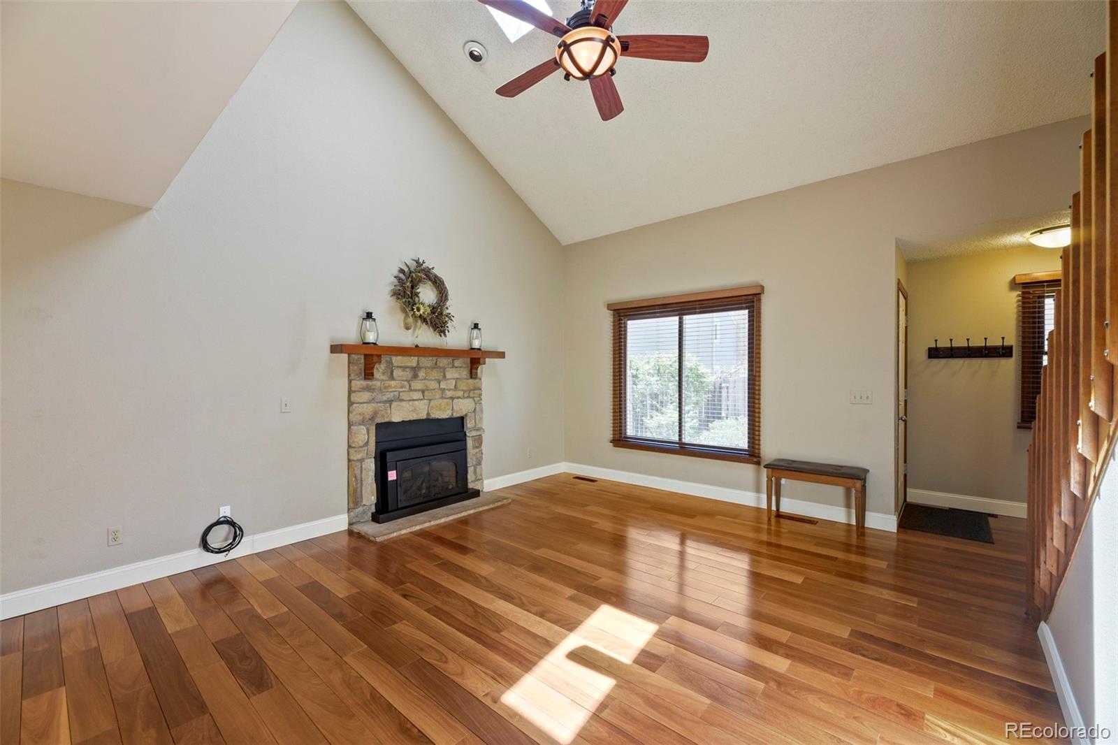 MLS Image #5 for 11609 e cornell circle,aurora, Colorado