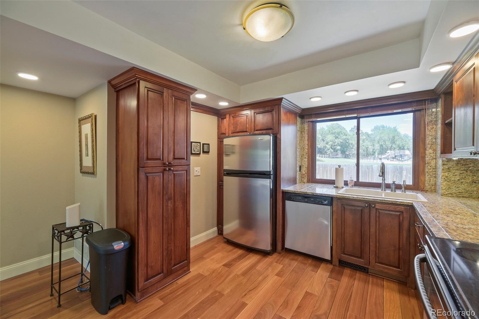MLS Image #9 for 11609 e cornell circle,aurora, Colorado
