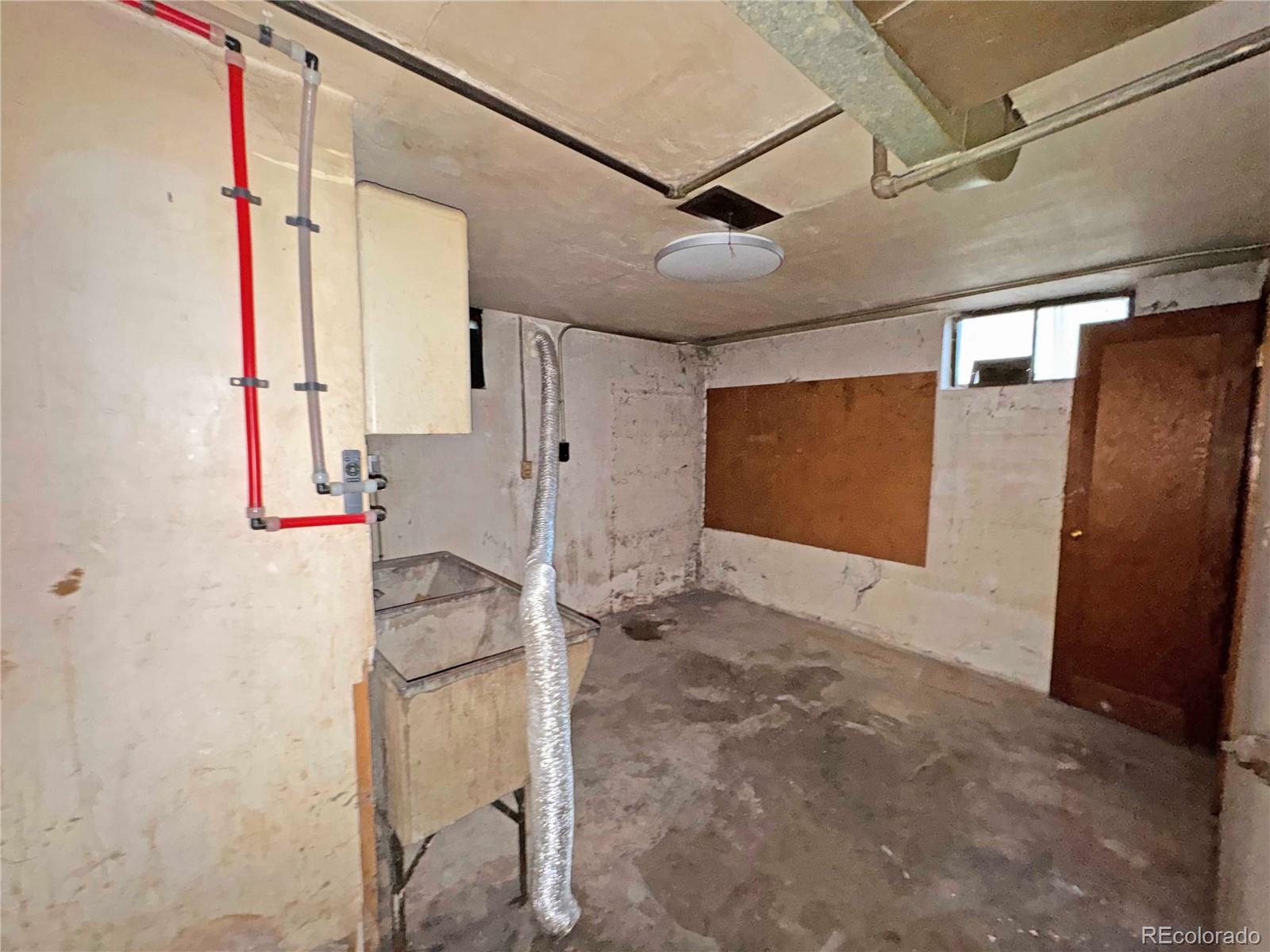 MLS Image #14 for 4028  batavia place,denver, Colorado