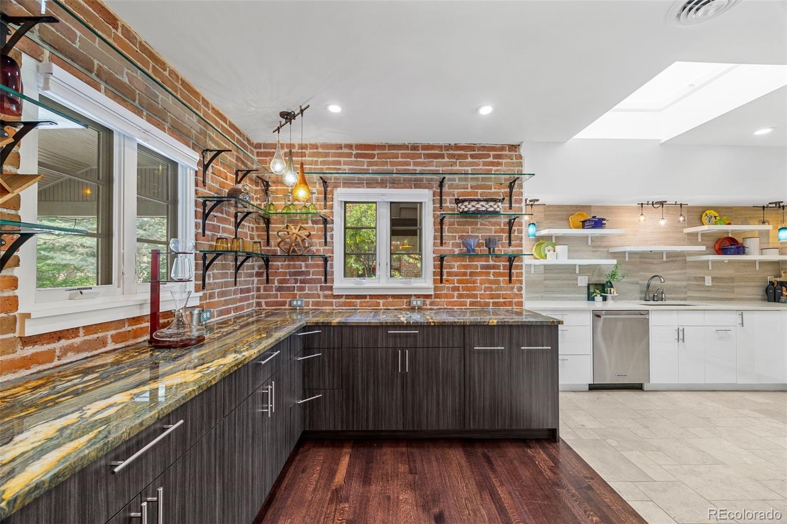 MLS Image #15 for 515  grape street,denver, Colorado