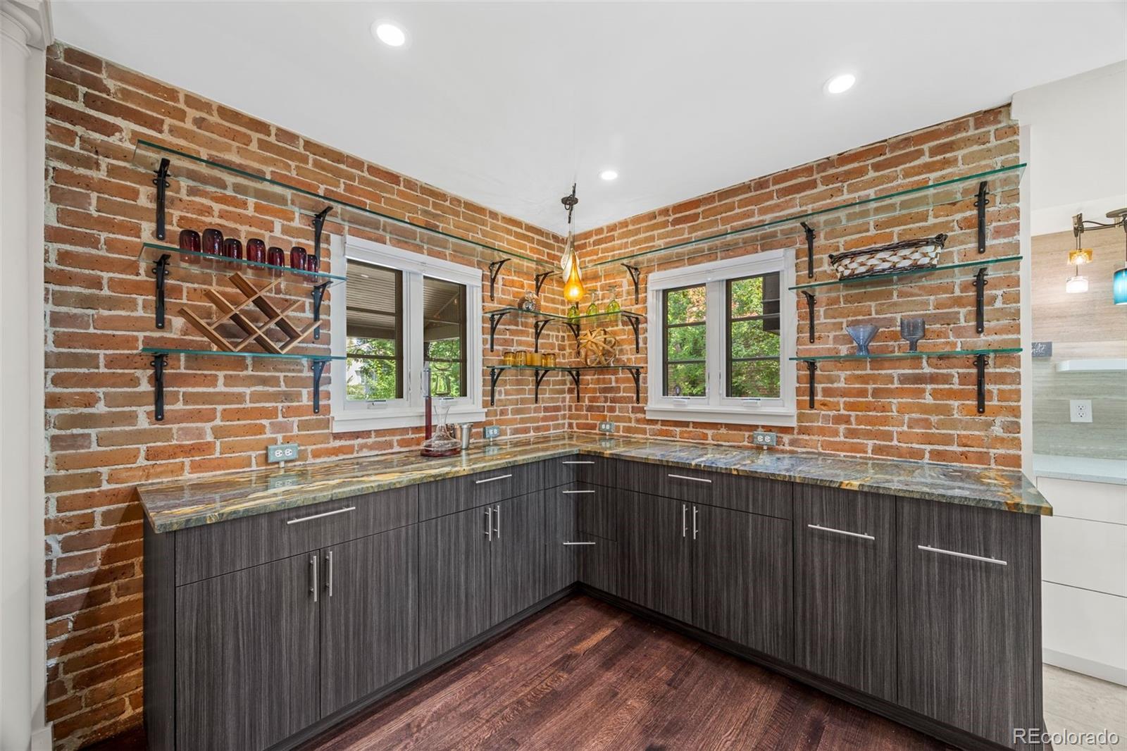 MLS Image #16 for 515  grape street,denver, Colorado
