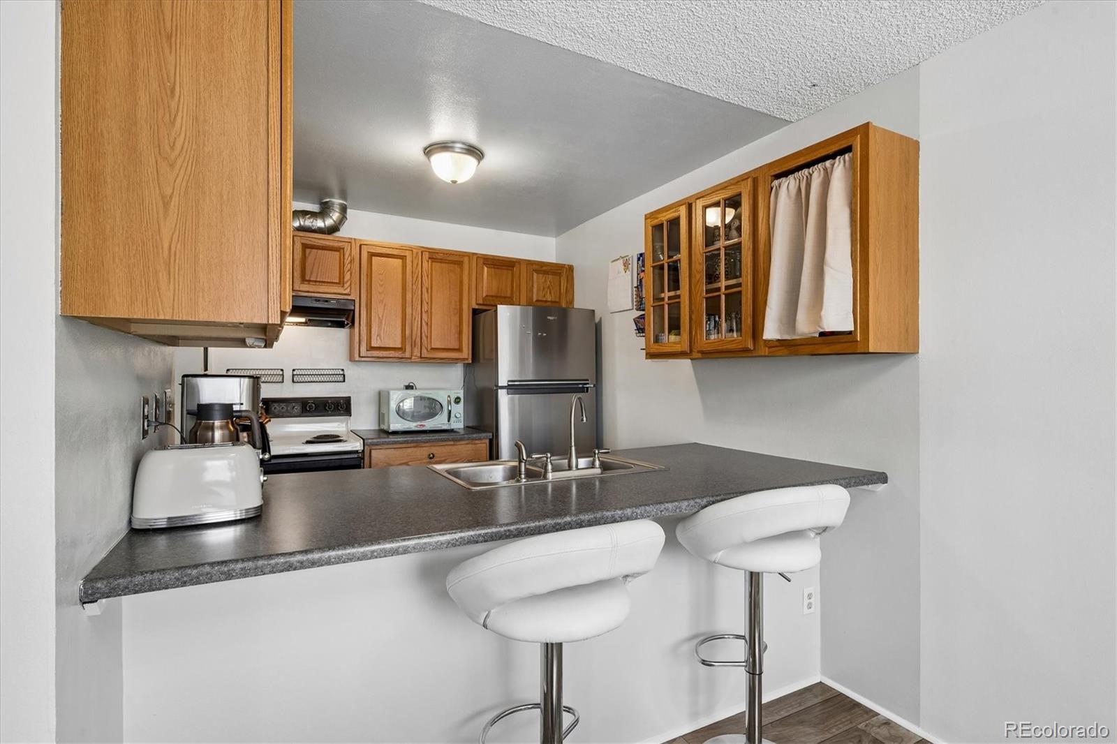 MLS Image #4 for 6840 e mississippi avenue,denver, Colorado