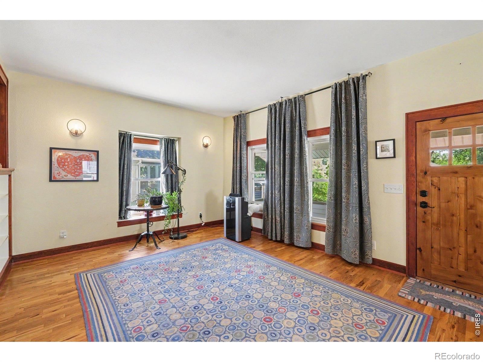 MLS Image #6 for 319 w 8th street,loveland, Colorado