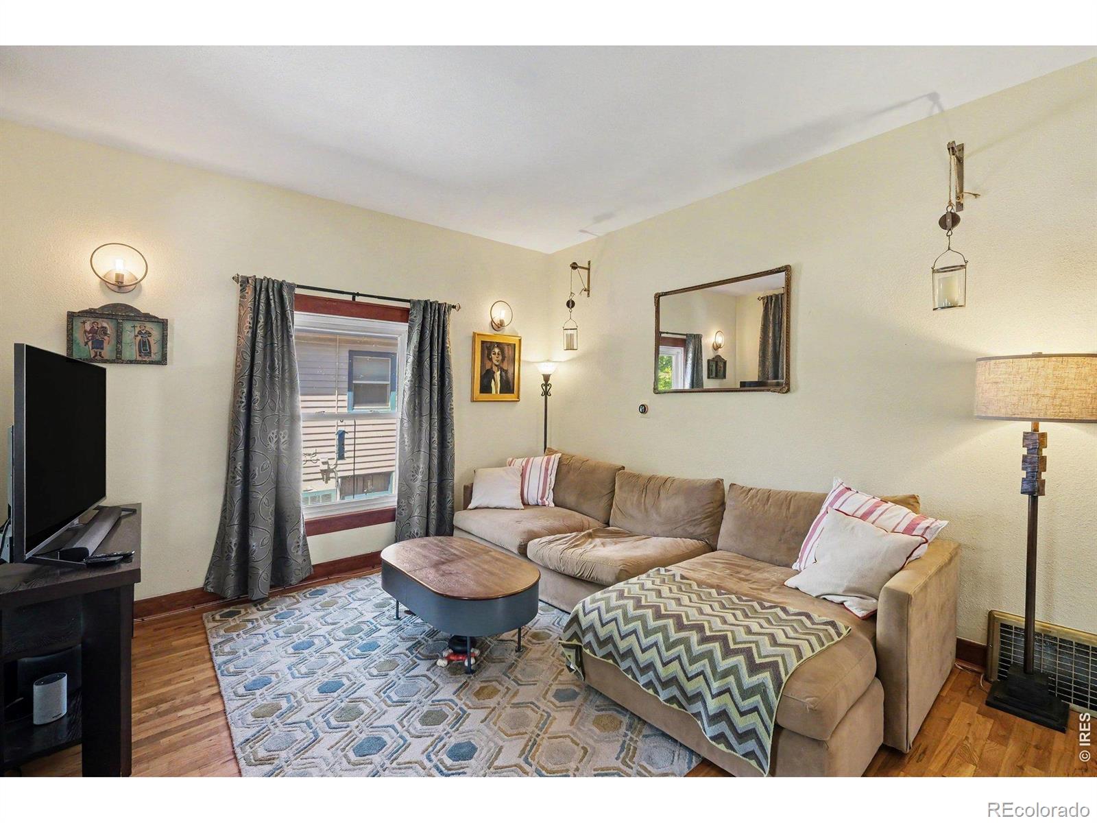 MLS Image #8 for 319 w 8th street,loveland, Colorado