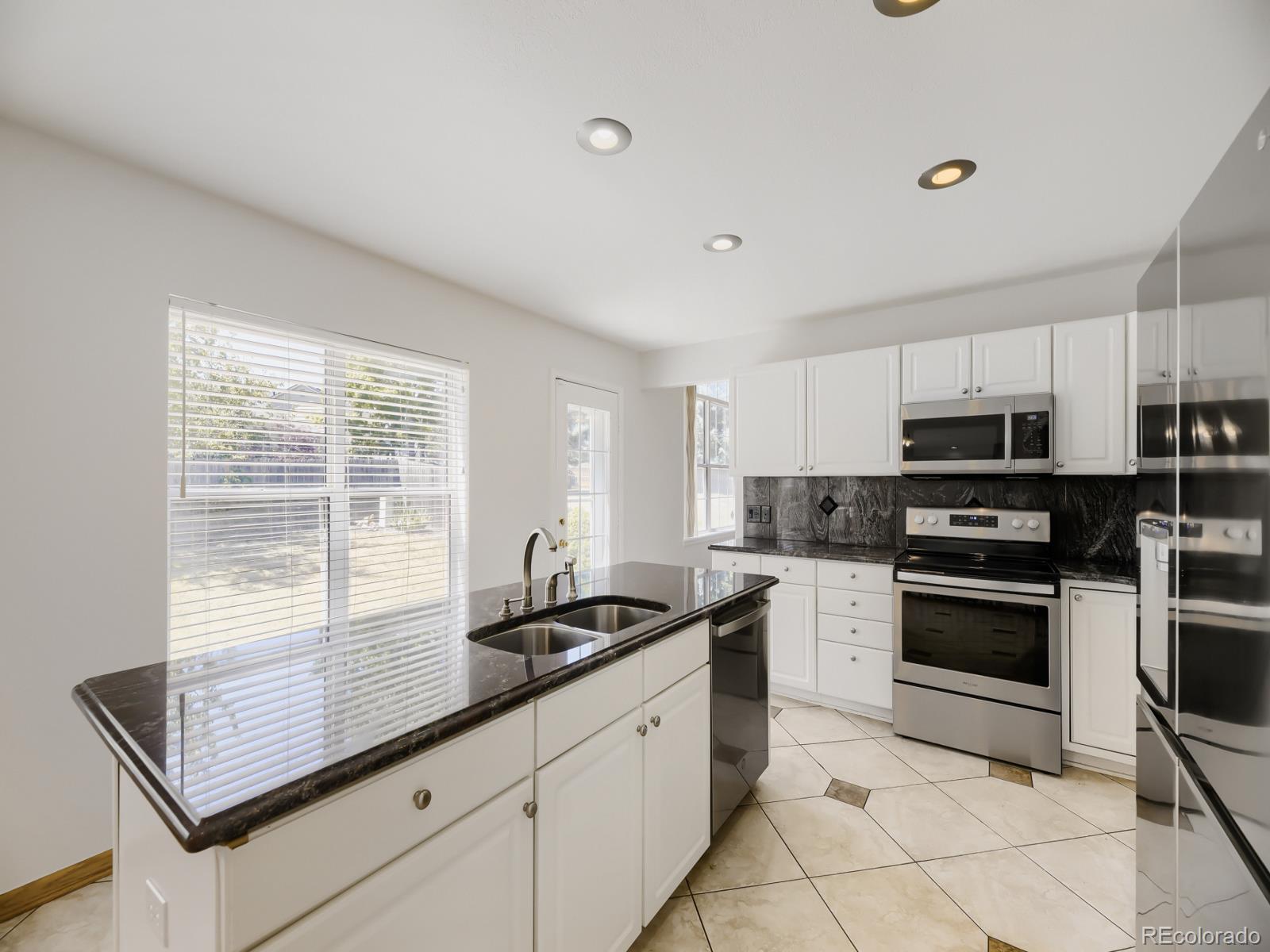 MLS Image #7 for 15678 e quincy lane,aurora, Colorado