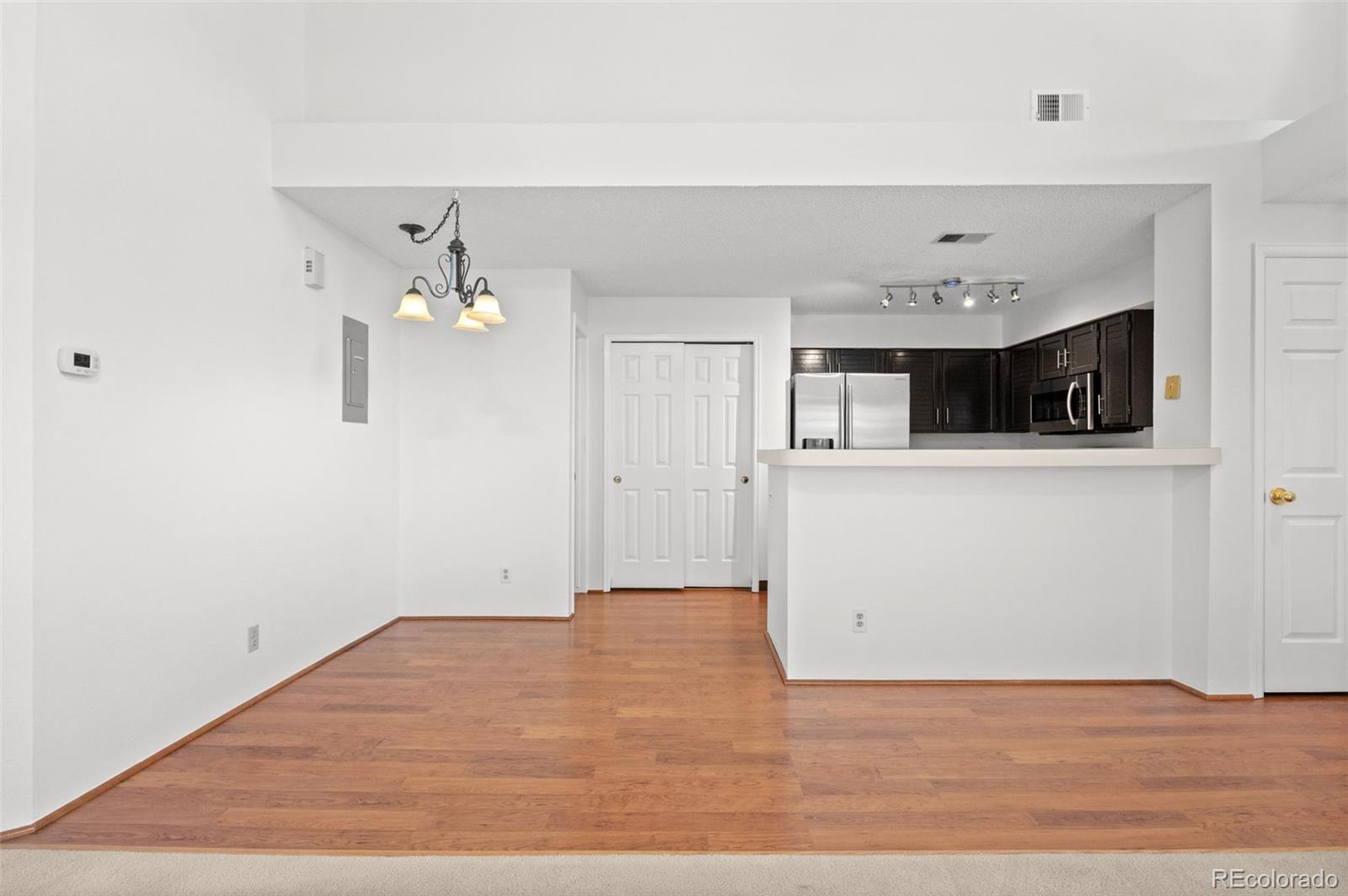 MLS Image #10 for 8500 e jefferson avenue,denver, Colorado