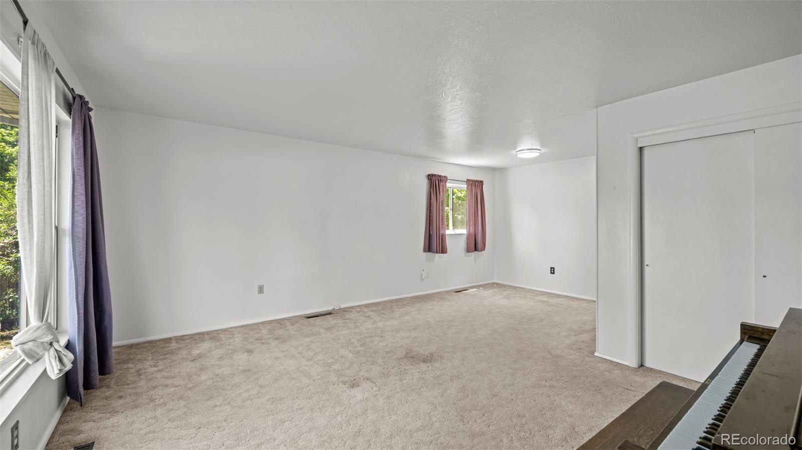 MLS Image #5 for 3202  poinsetta drive,colorado springs, Colorado