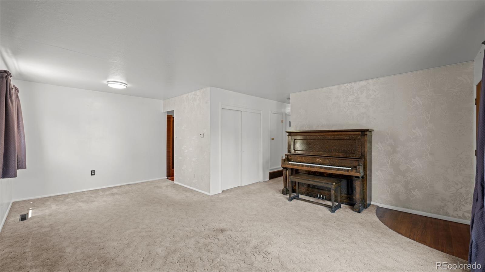 MLS Image #6 for 3202  poinsetta drive,colorado springs, Colorado