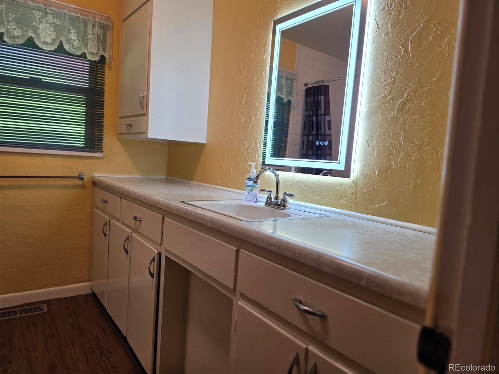 MLS Image #15 for 711  1st street,alamosa, Colorado
