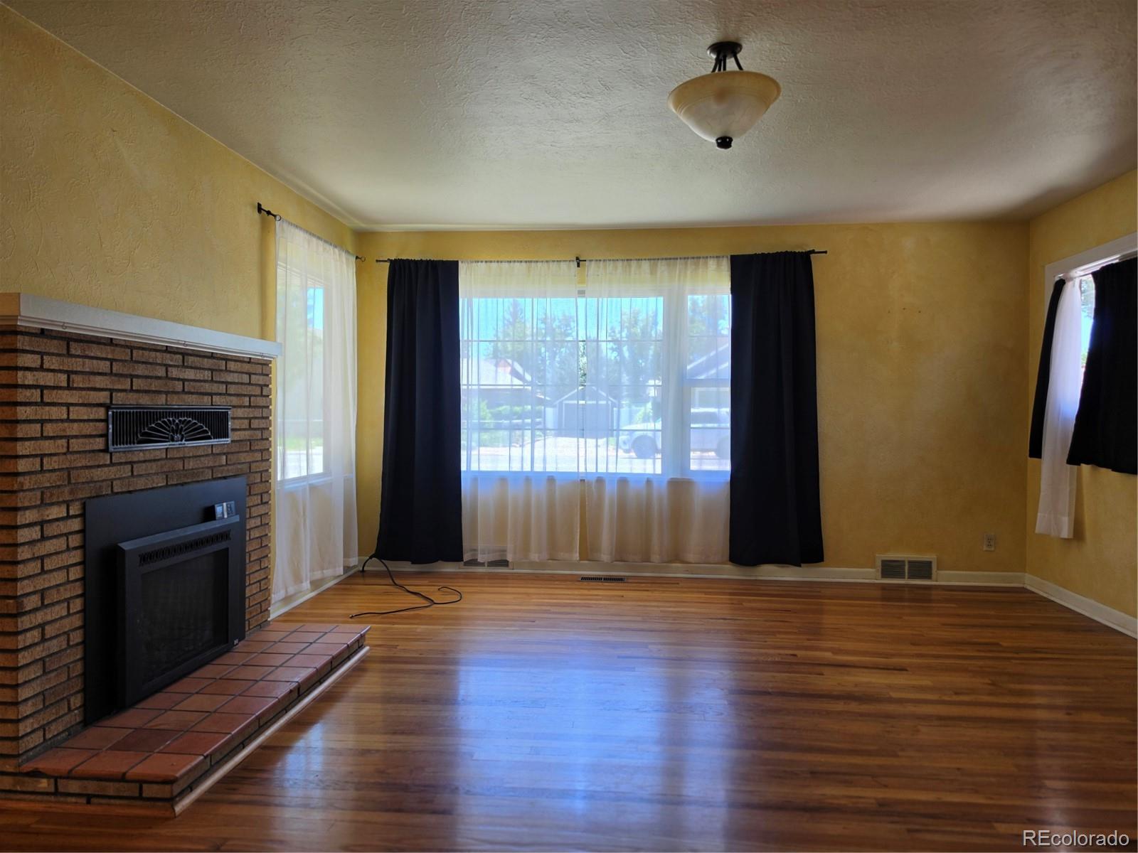 MLS Image #5 for 711  1st street,alamosa, Colorado