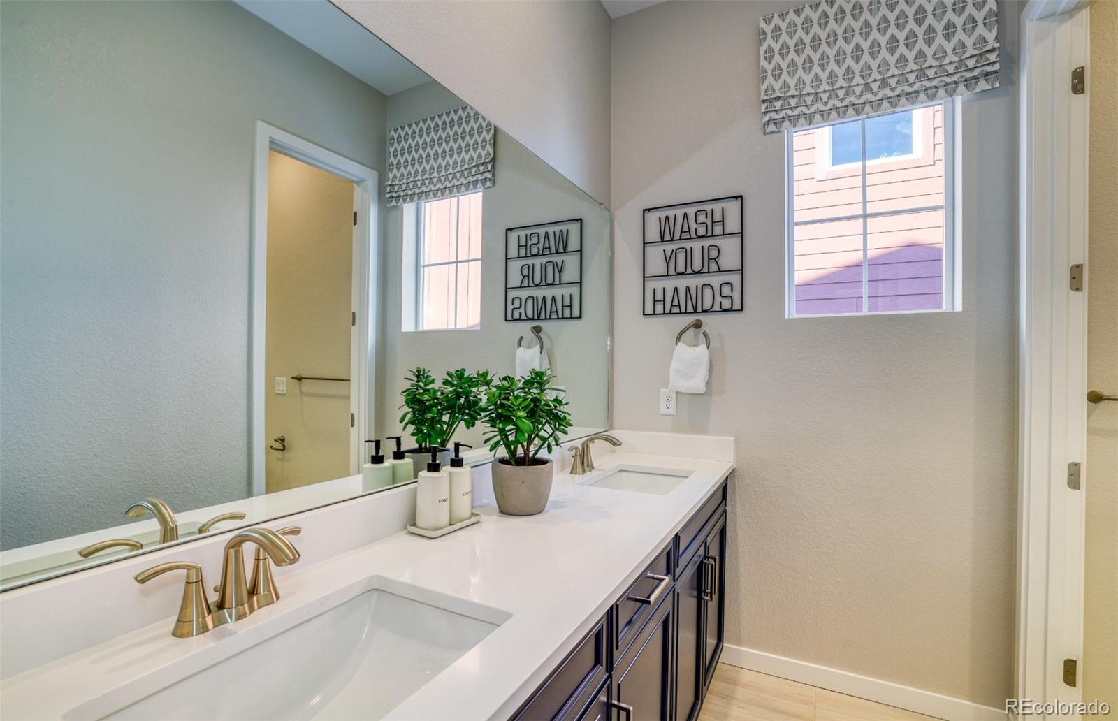 MLS Image #5 for 8811  hotchkiss street,littleton, Colorado