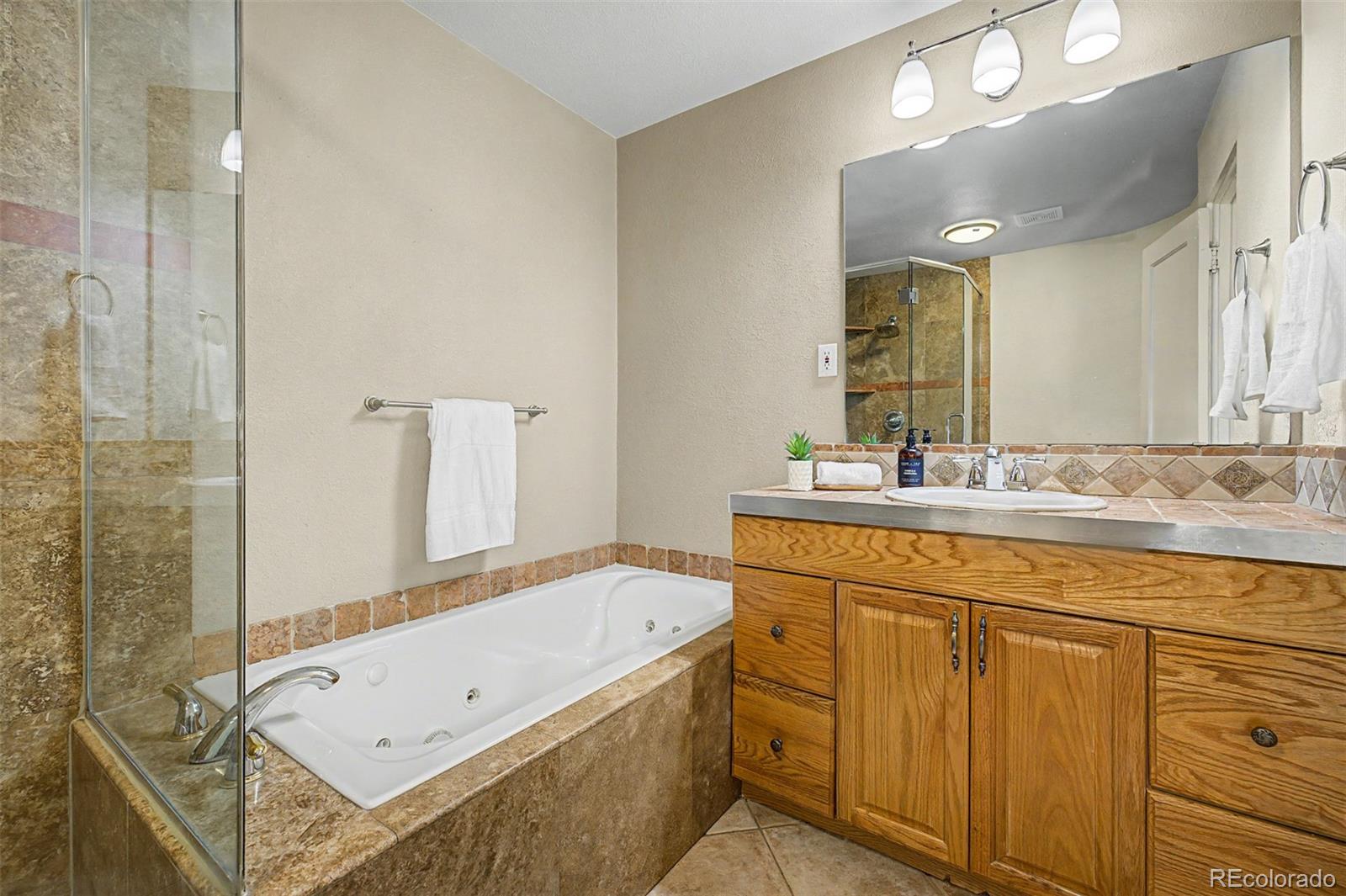 MLS Image #21 for 499 s dale court,denver, Colorado