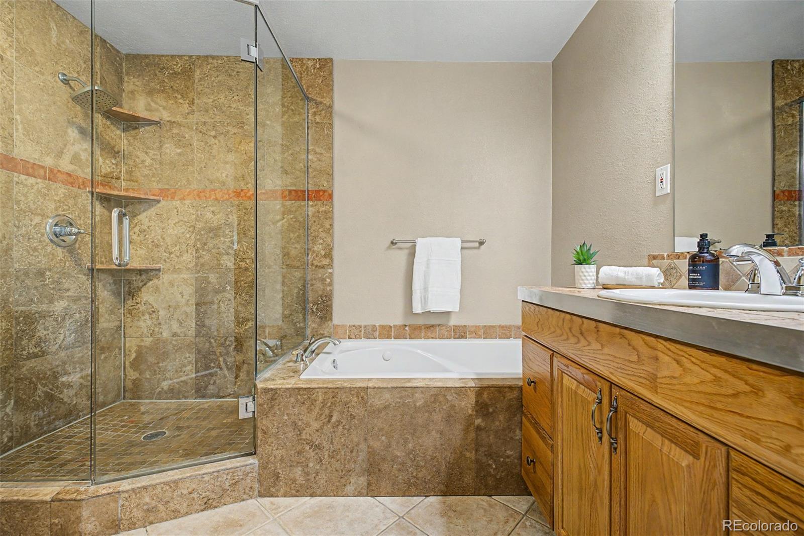 MLS Image #22 for 499 s dale court,denver, Colorado