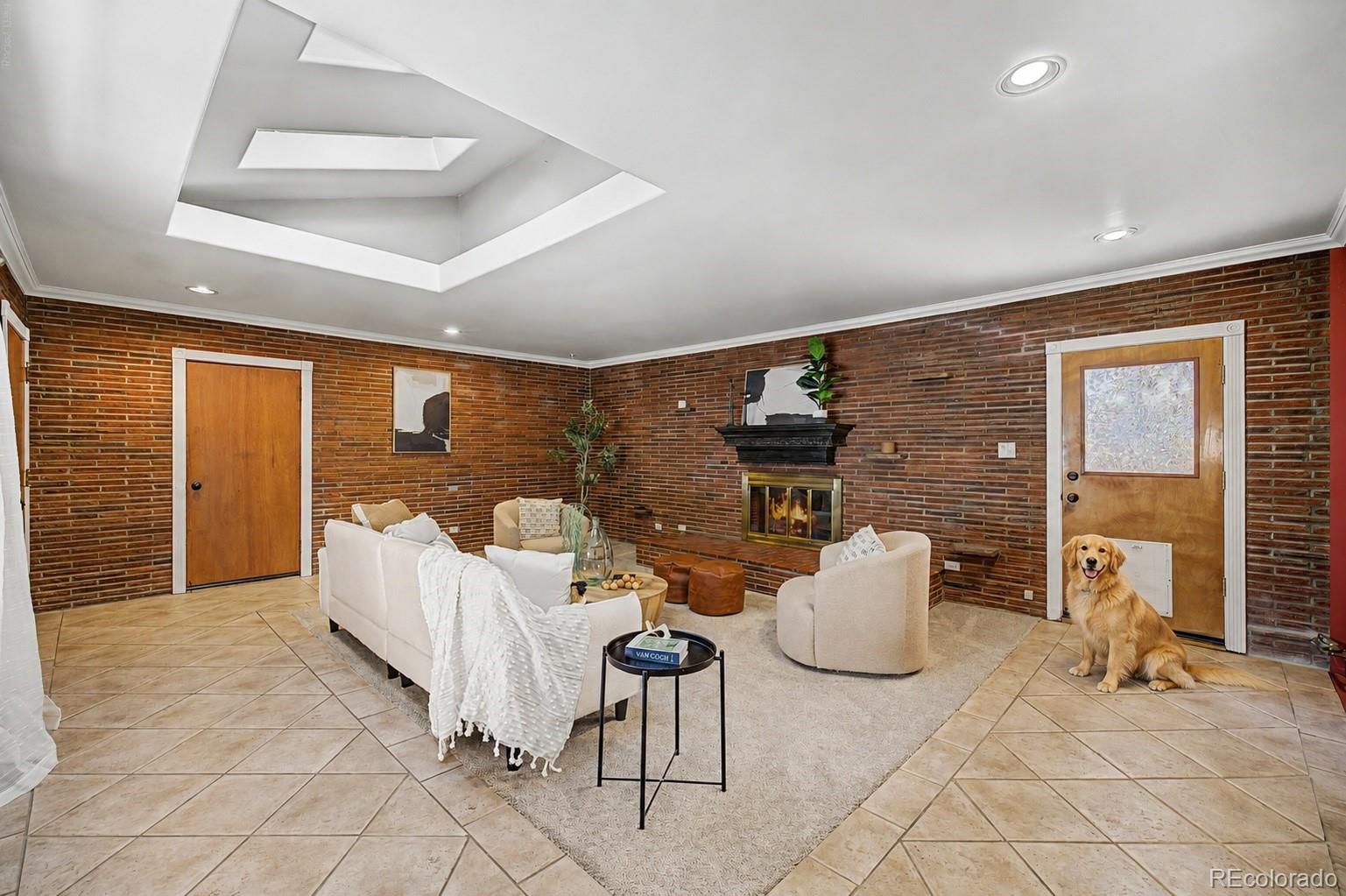 MLS Image #4 for 499 s dale court,denver, Colorado