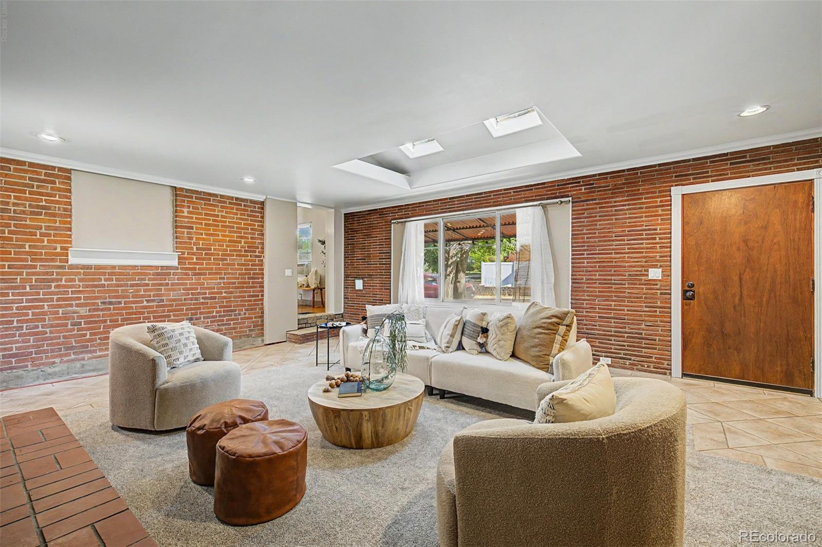 MLS Image #5 for 499 s dale court,denver, Colorado