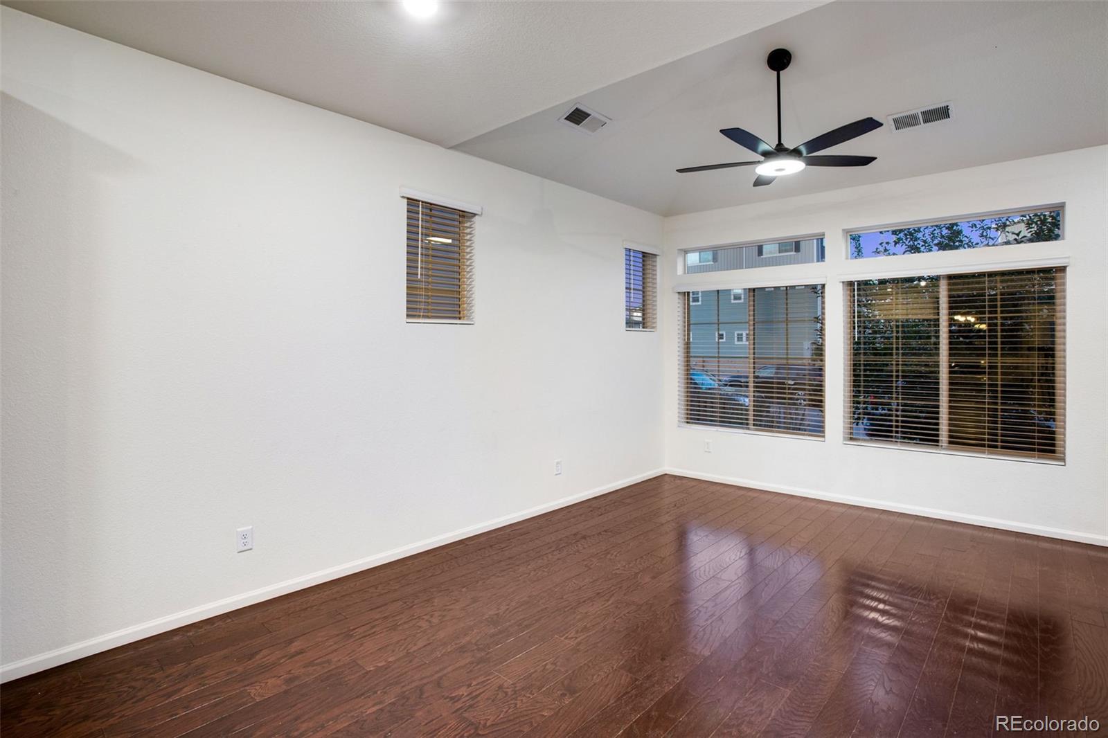 MLS Image #10 for 10041  yampa court,commerce city, Colorado