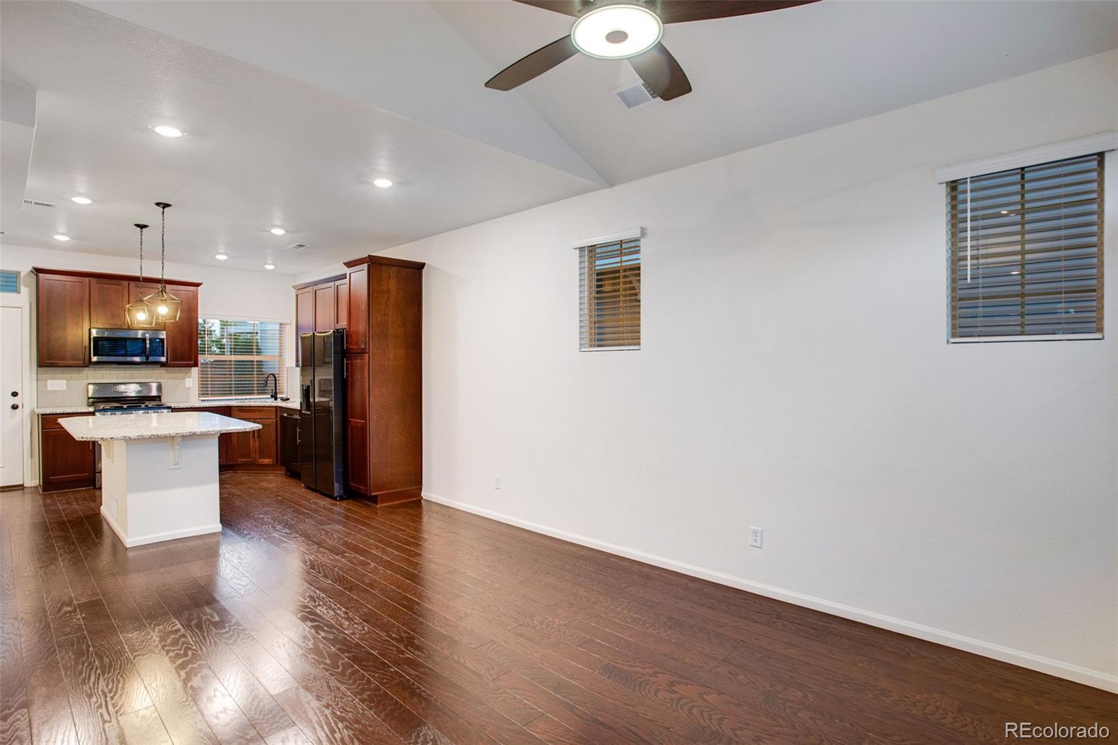MLS Image #12 for 10041  yampa court,commerce city, Colorado