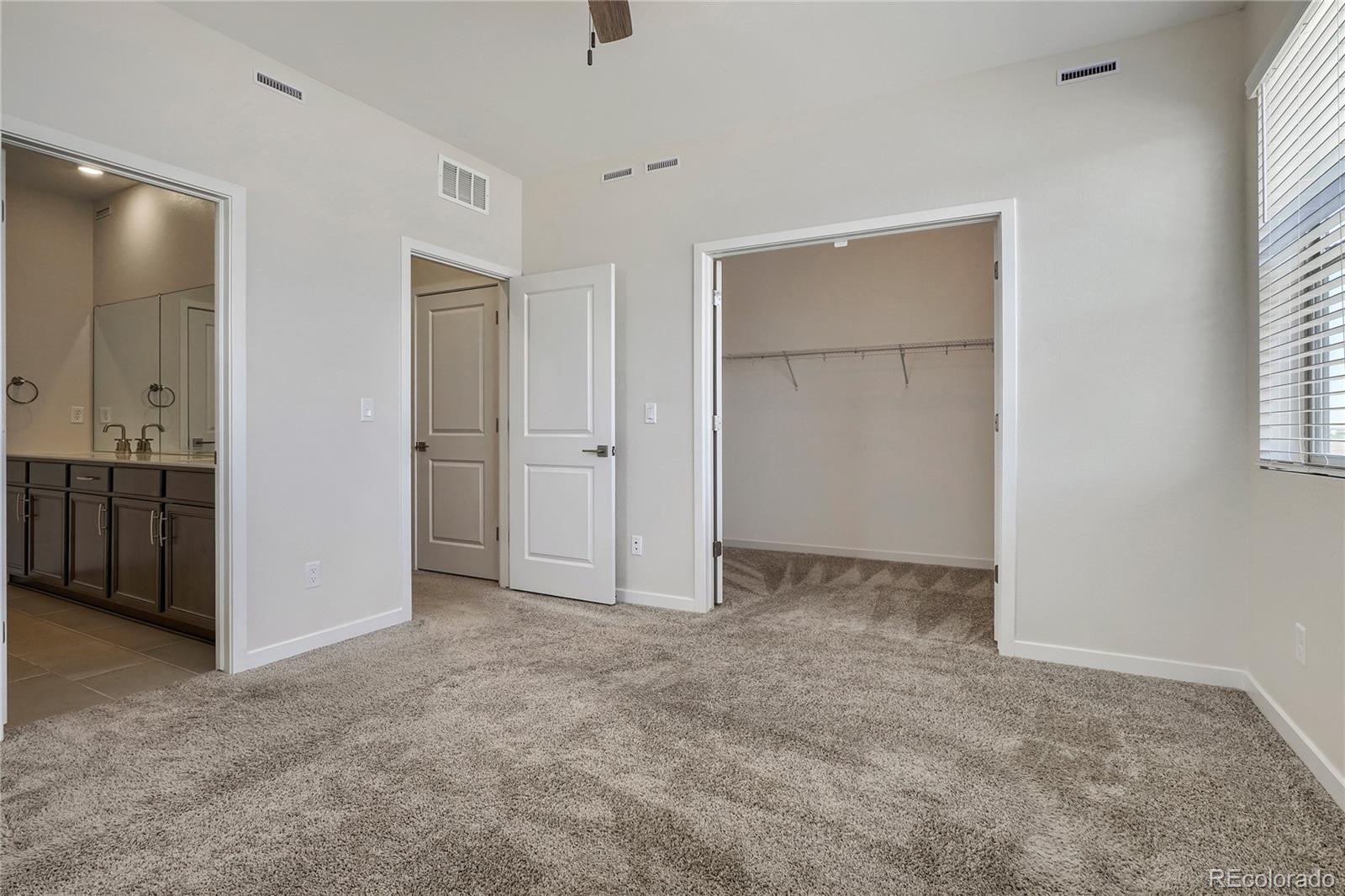 MLS Image #13 for 27662 e 1st avenue,aurora, Colorado