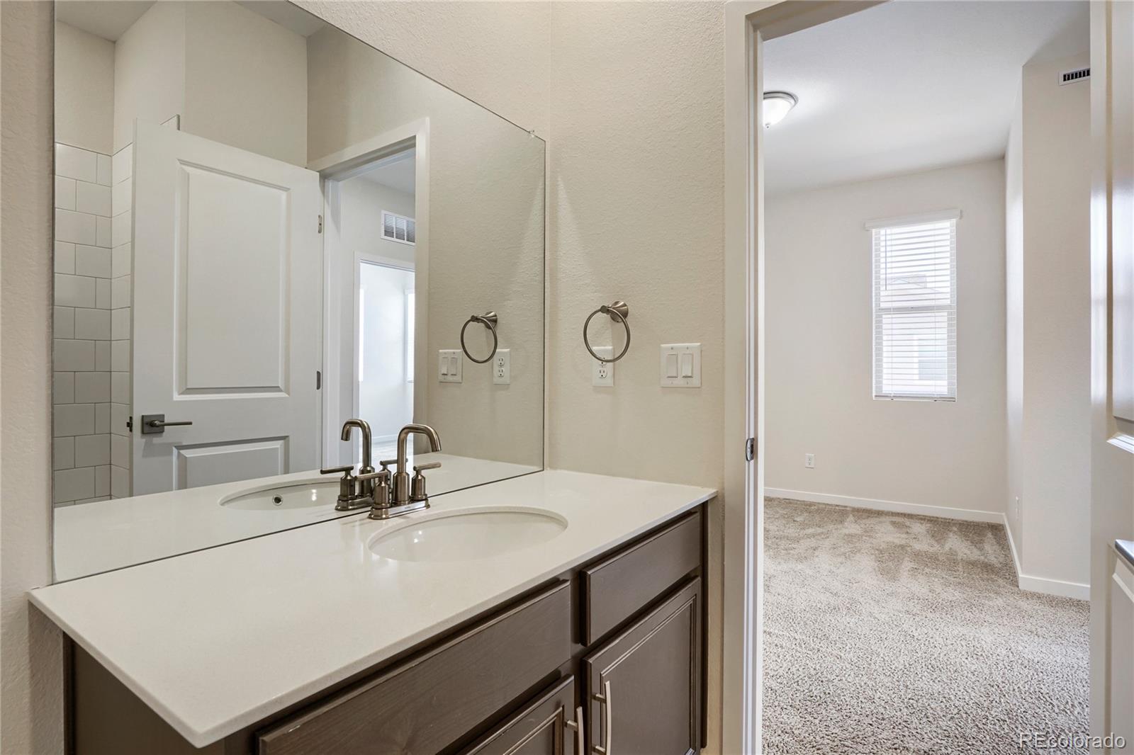 MLS Image #21 for 27662 e 1st avenue,aurora, Colorado
