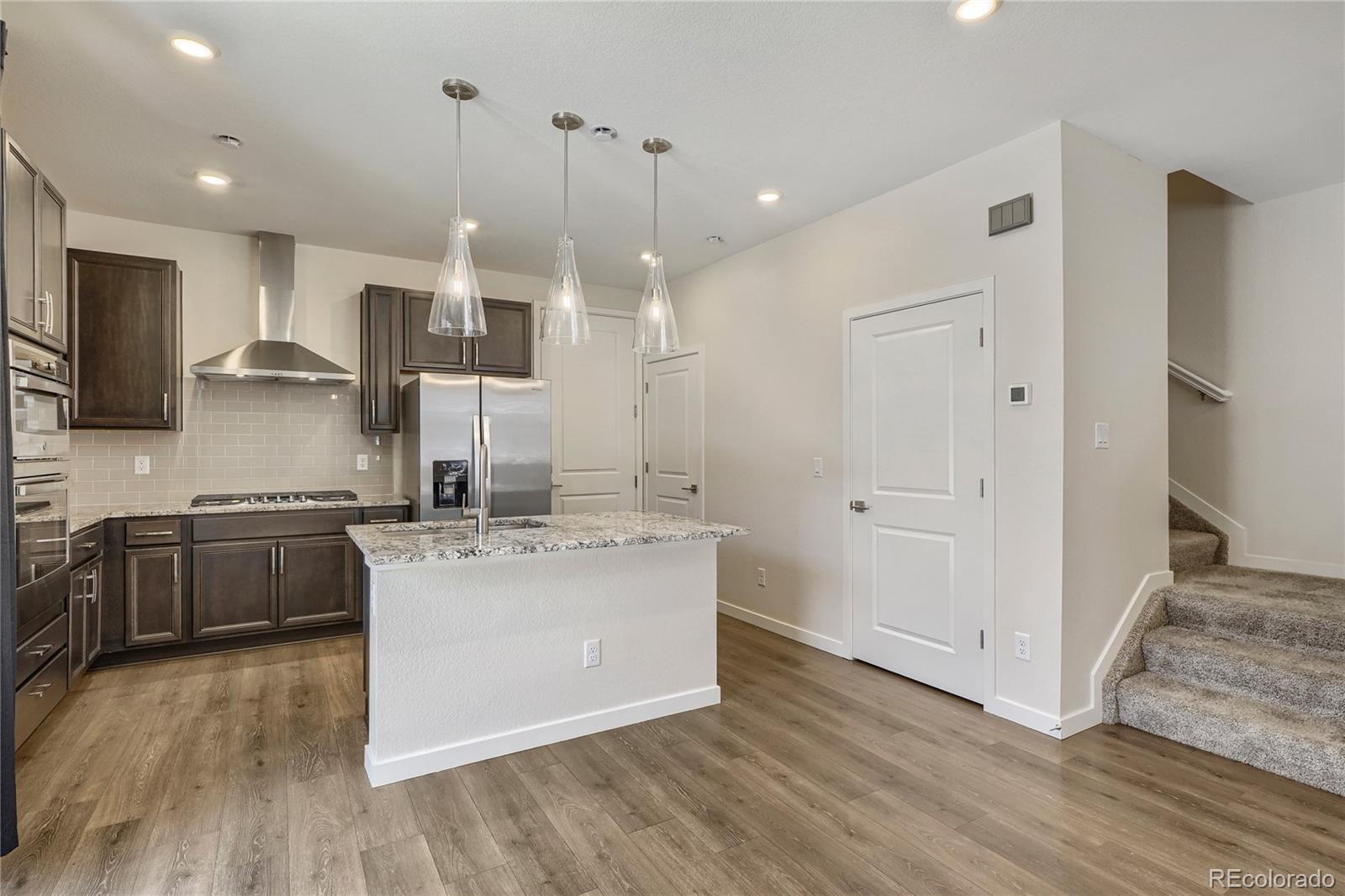 MLS Image #7 for 27662 e 1st avenue,aurora, Colorado