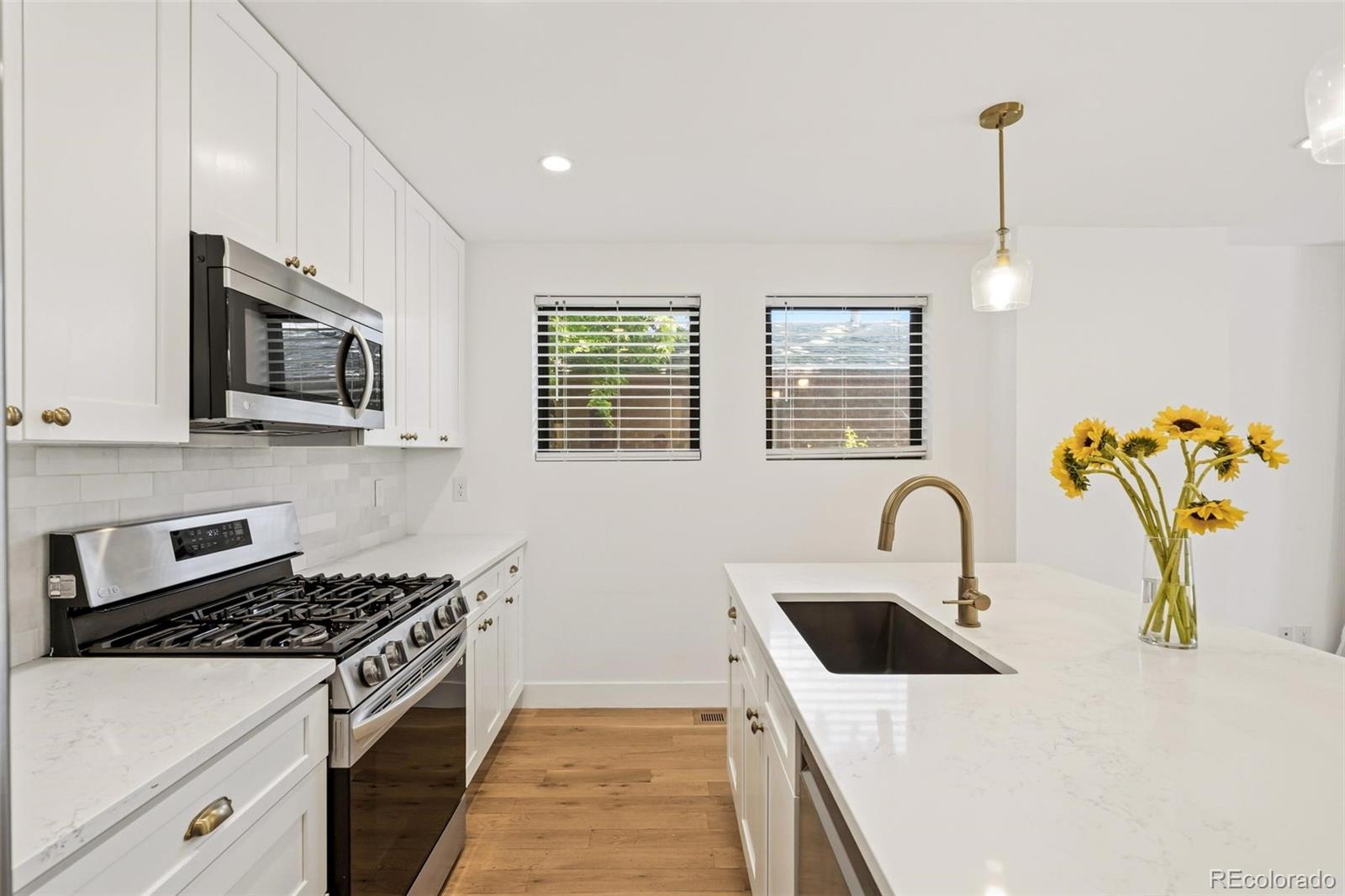 MLS Image #10 for 1405 n yates street,denver, Colorado
