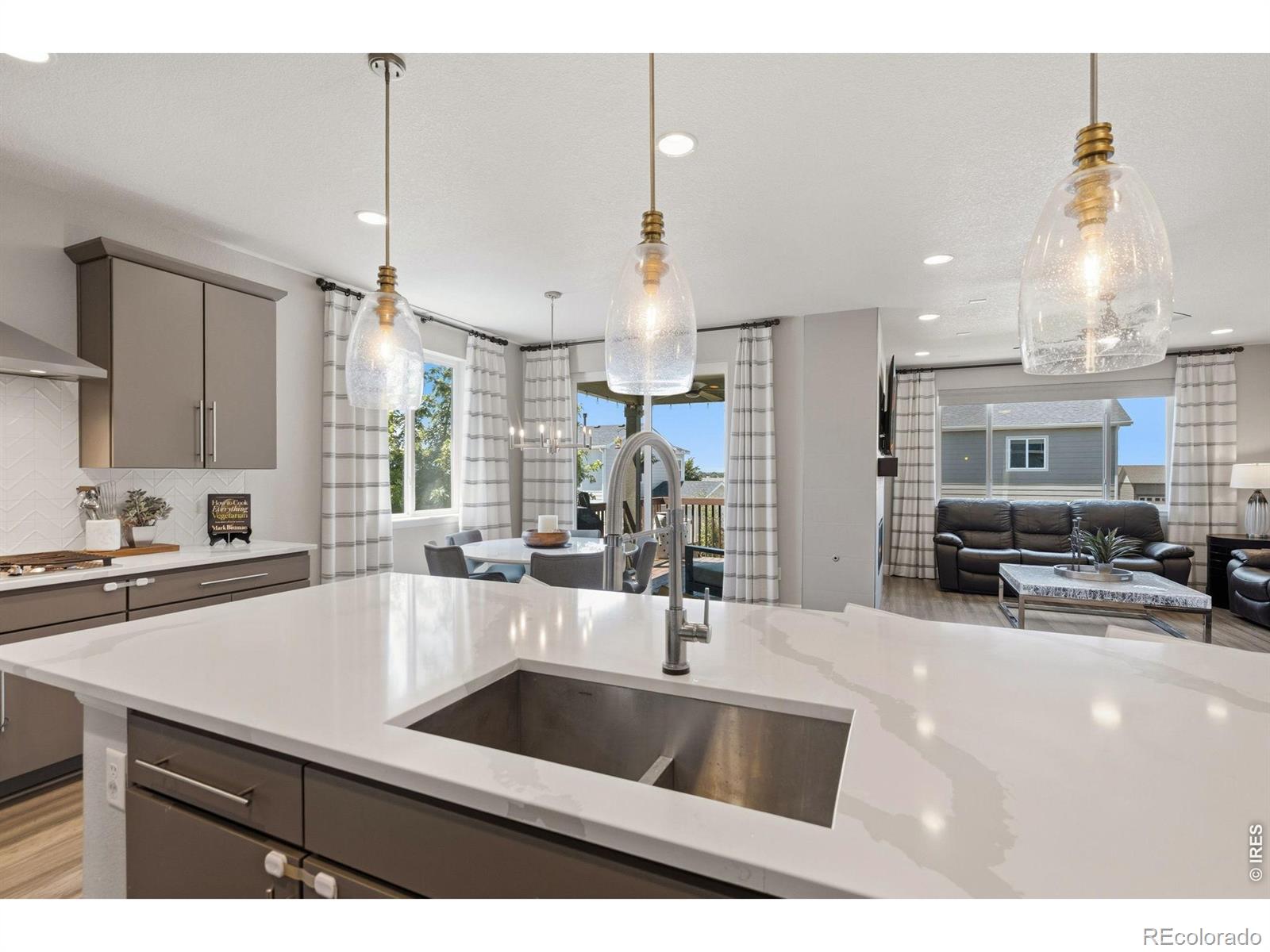 MLS Image #12 for 5502  shady oaks drive,windsor, Colorado