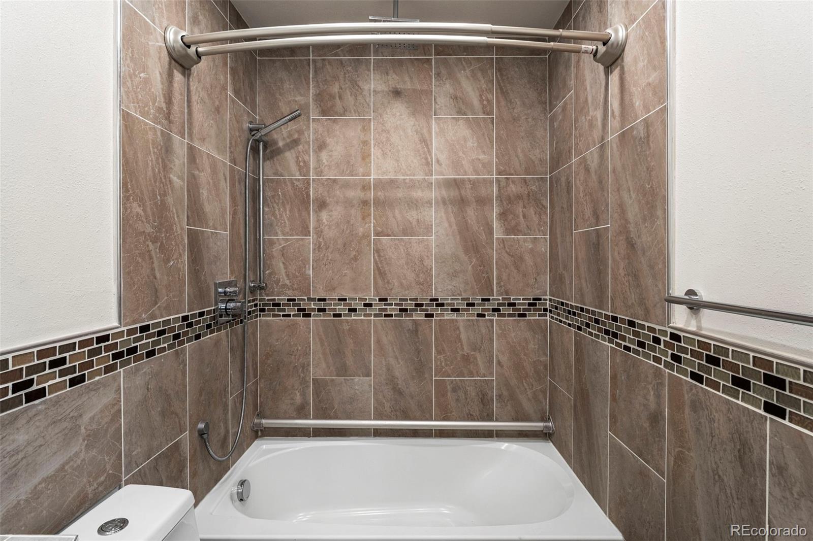 MLS Image #17 for 1200  golden circle 204,golden, Colorado
