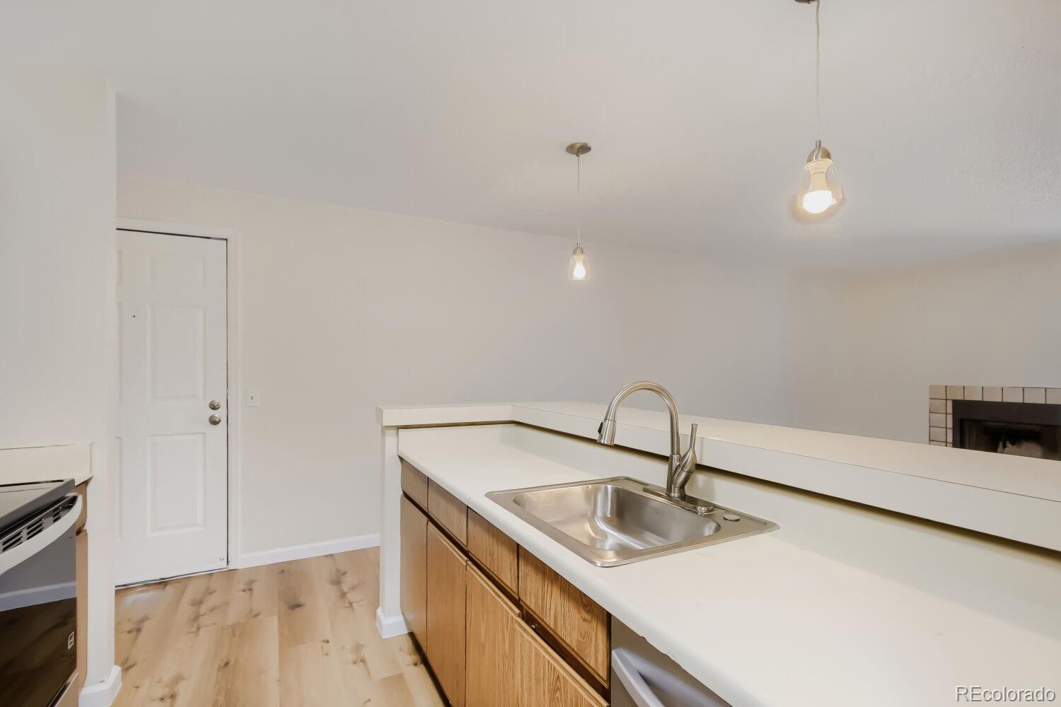 MLS Image #10 for 8813  colorado boulevard,thornton, Colorado