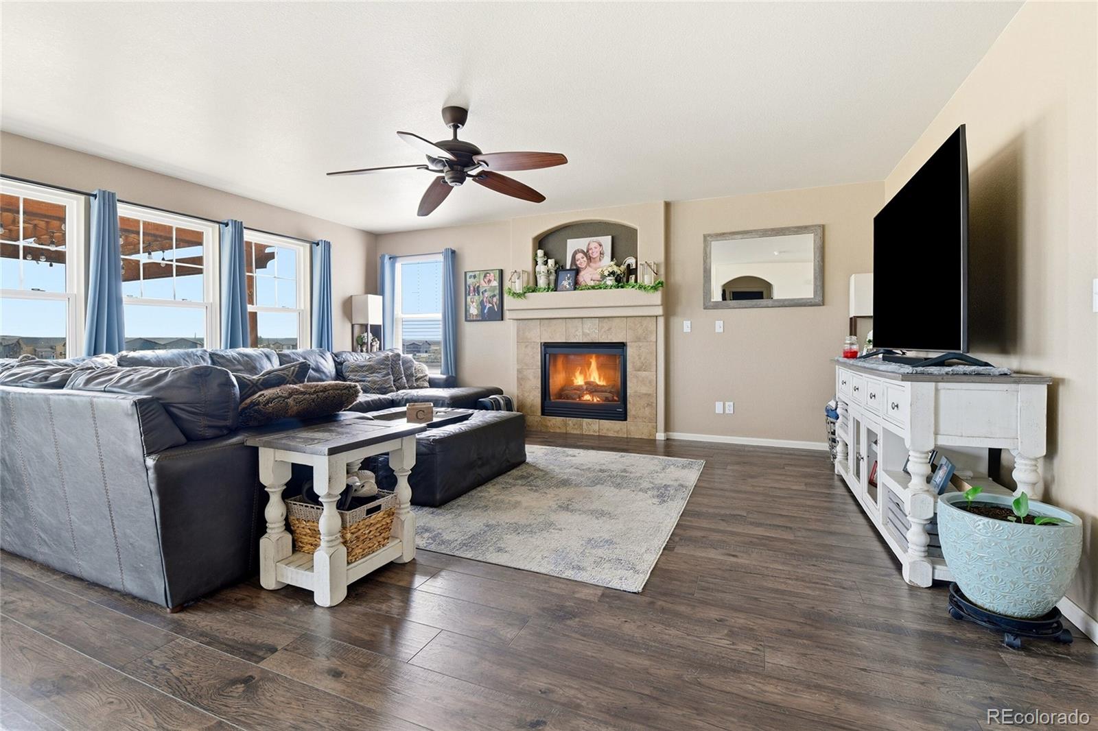 MLS Image #11 for 23662 e mississippi circle,aurora, Colorado