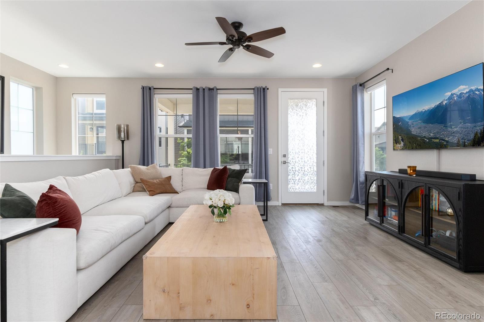 MLS Image #10 for 8945  ramblestone street,highlands ranch, Colorado
