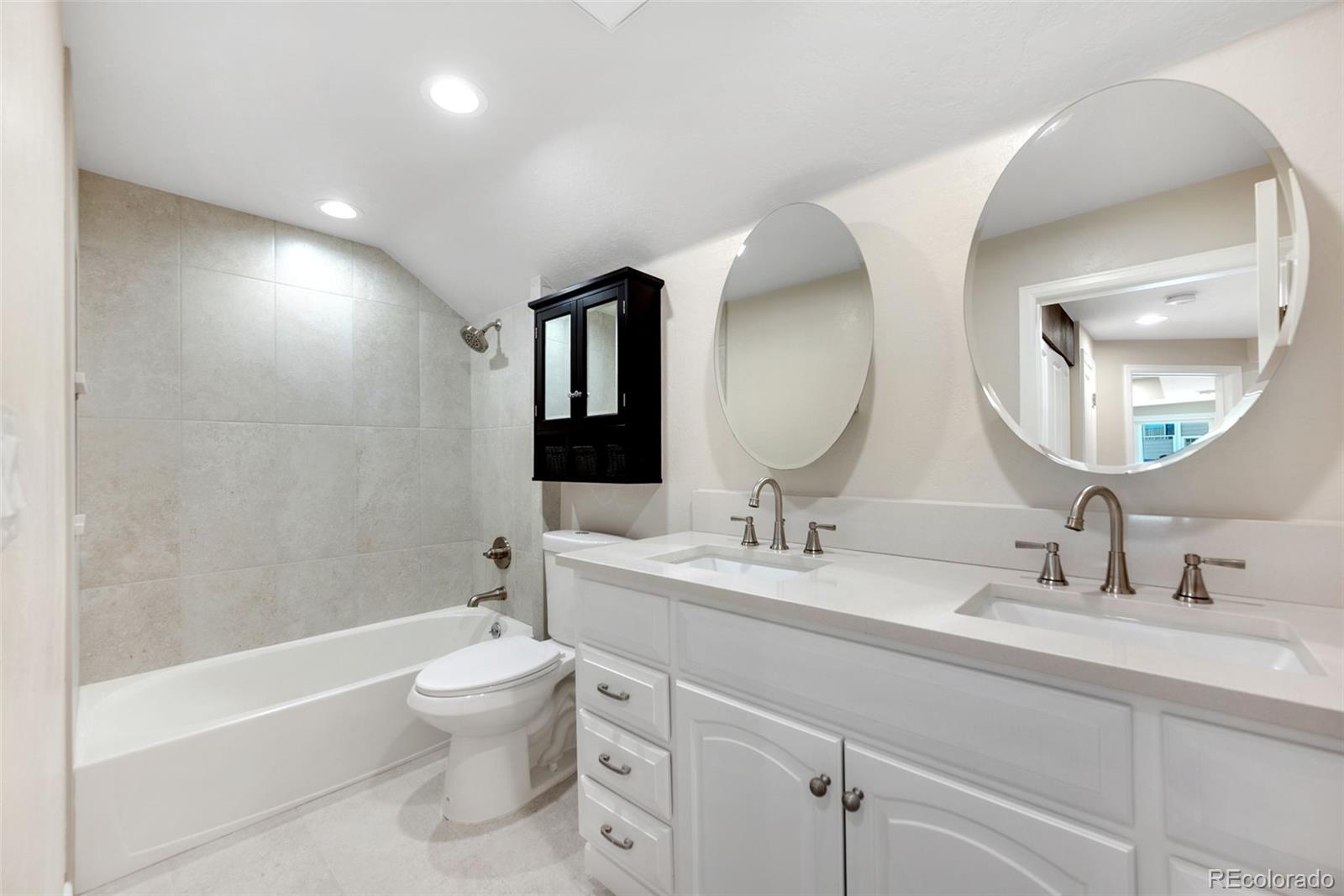 MLS Image #33 for 12043 w cross drive 204,littleton, Colorado