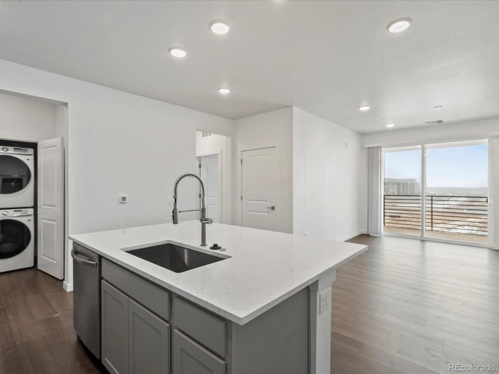 MLS Image #5 for 6153 n ceylon street 304,denver, Colorado