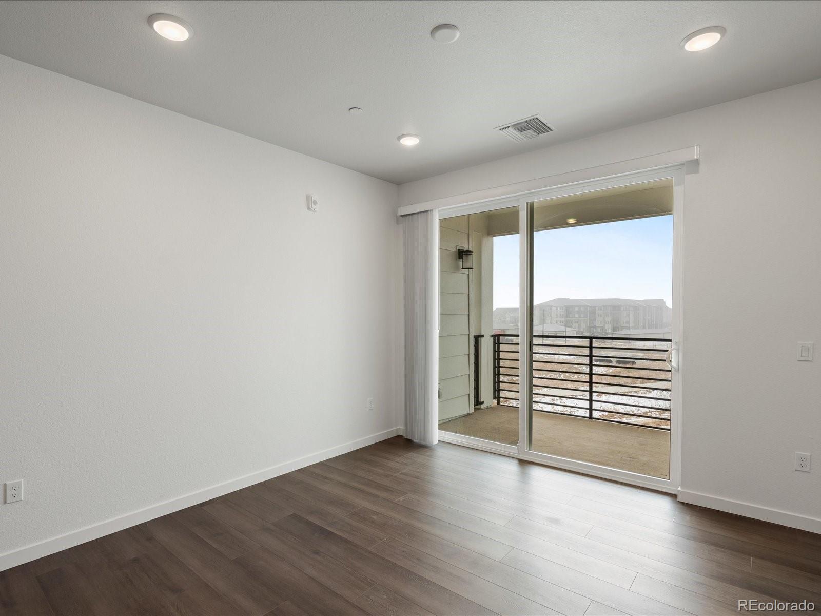 MLS Image #9 for 6153 n ceylon street 304,denver, Colorado