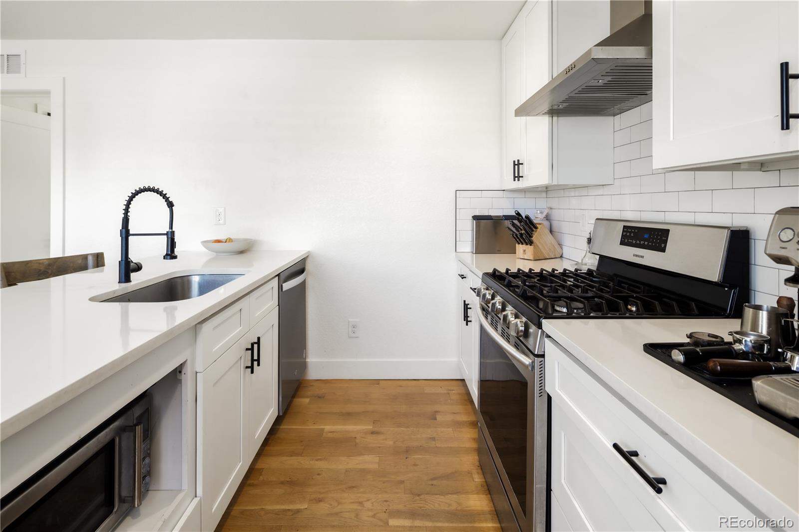 MLS Image #4 for 3355 w 18th avenue,denver, Colorado