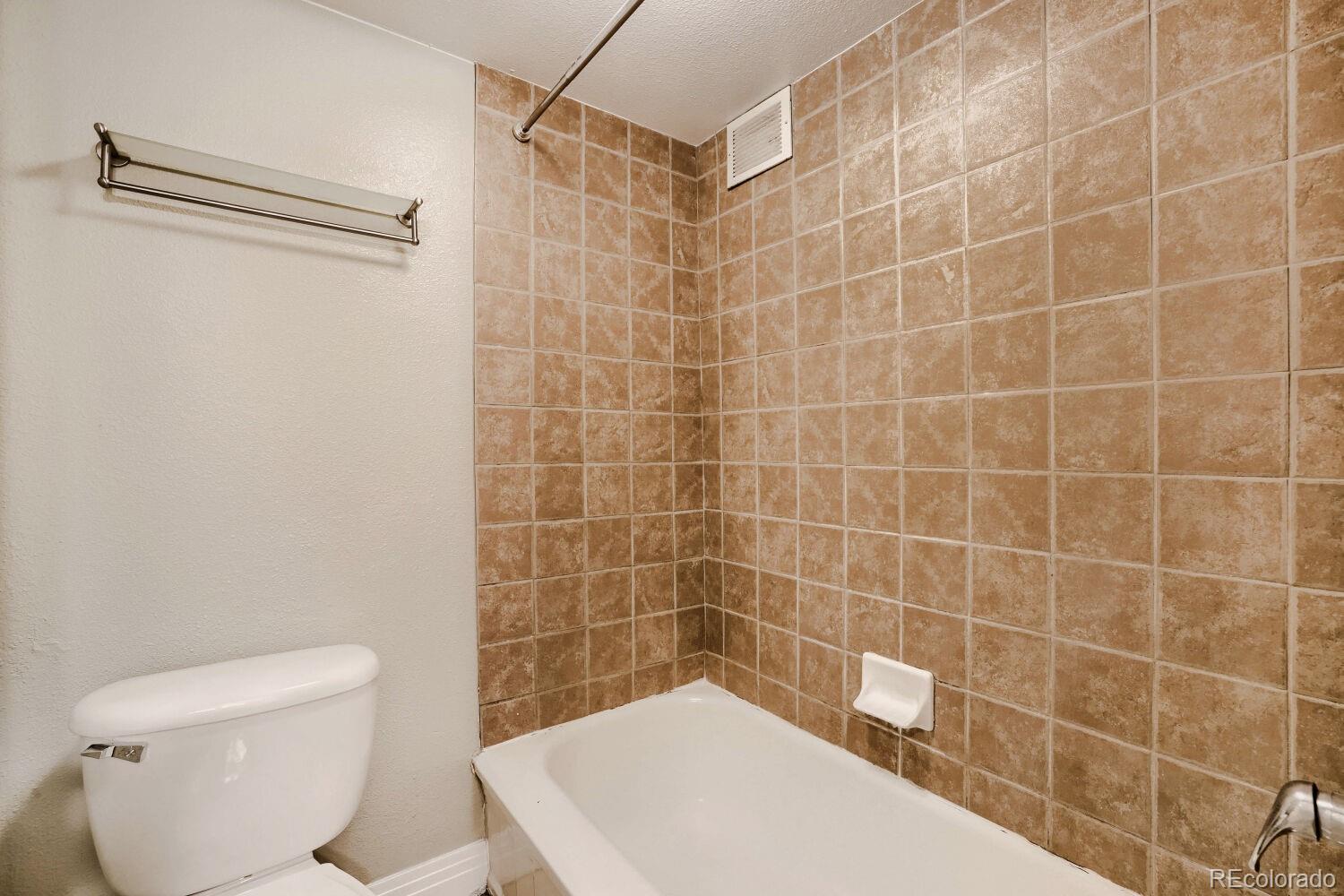 MLS Image #6 for 1196 n grant street,denver, Colorado