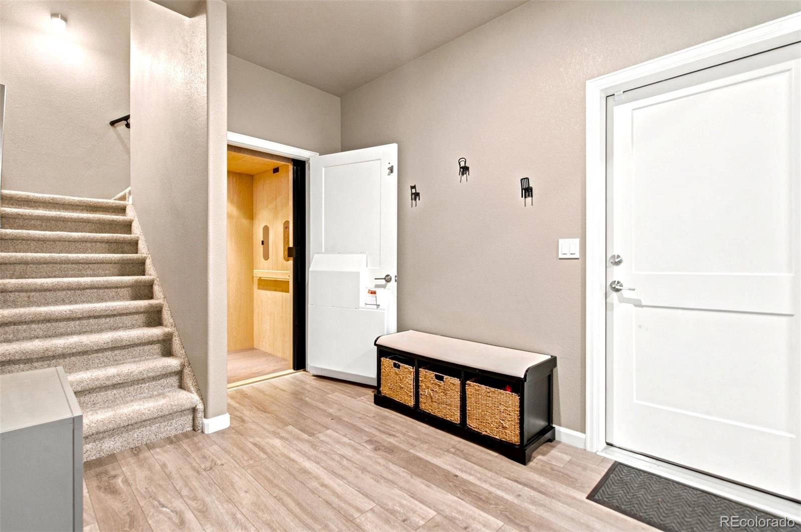 MLS Image #3 for 58  cheyenne boulevard,colorado springs, Colorado