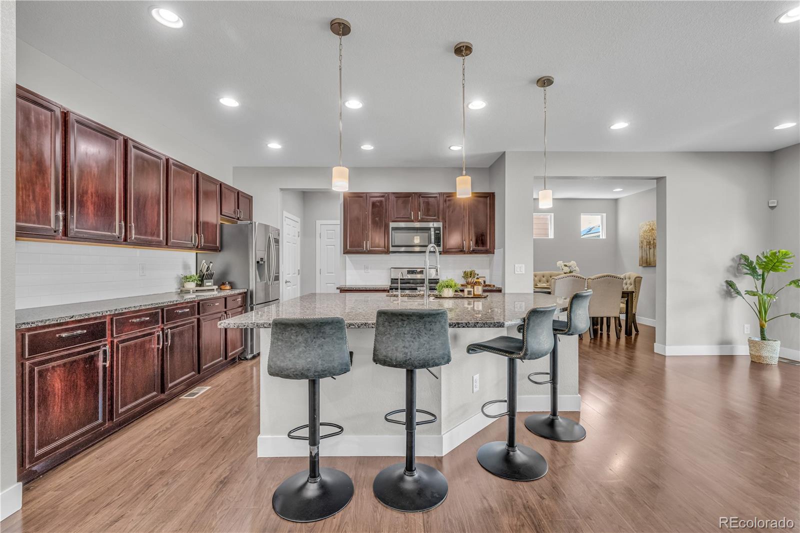 MLS Image #6 for 4731  helena street,denver, Colorado
