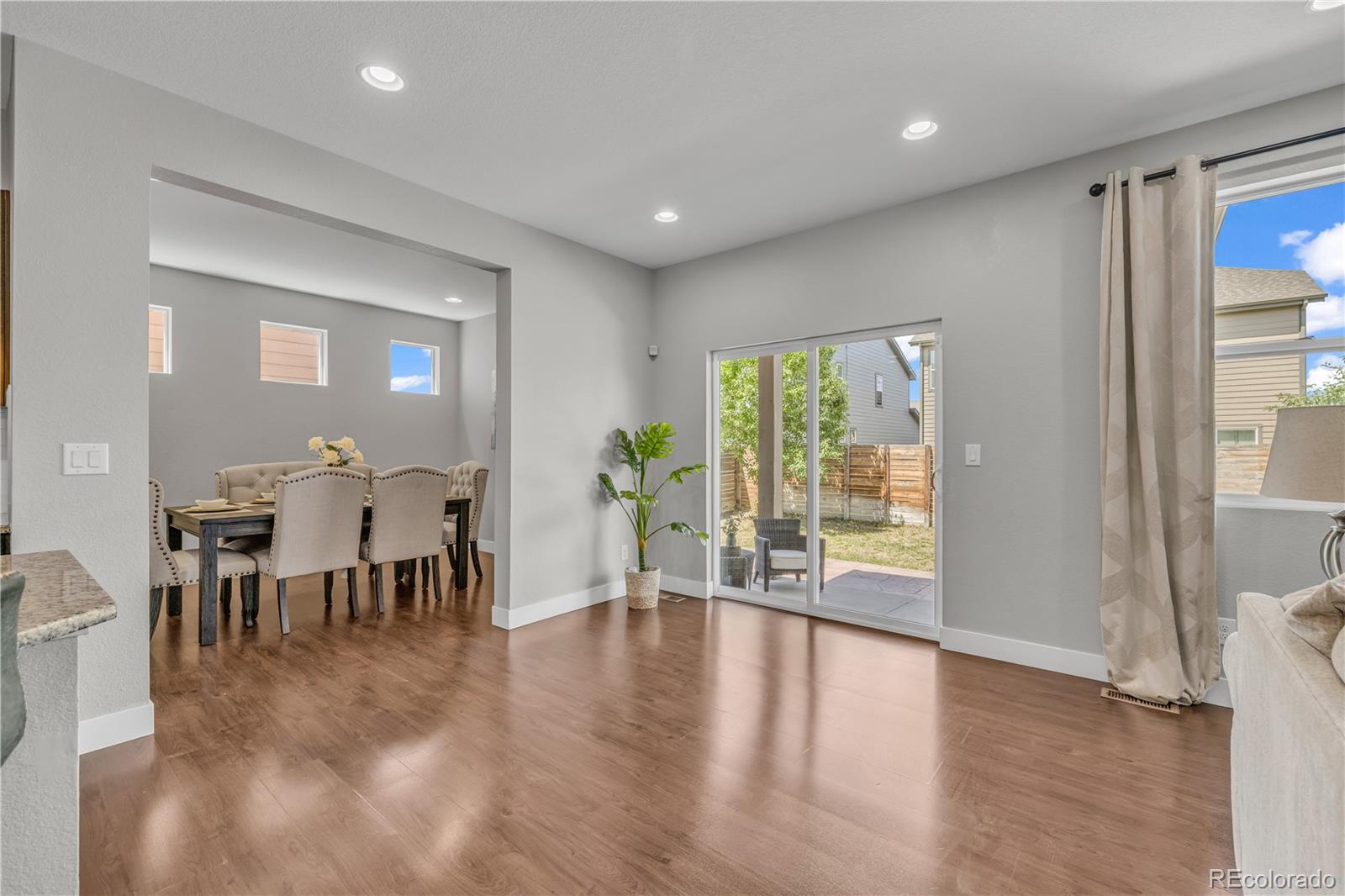 MLS Image #9 for 4731  helena street,denver, Colorado