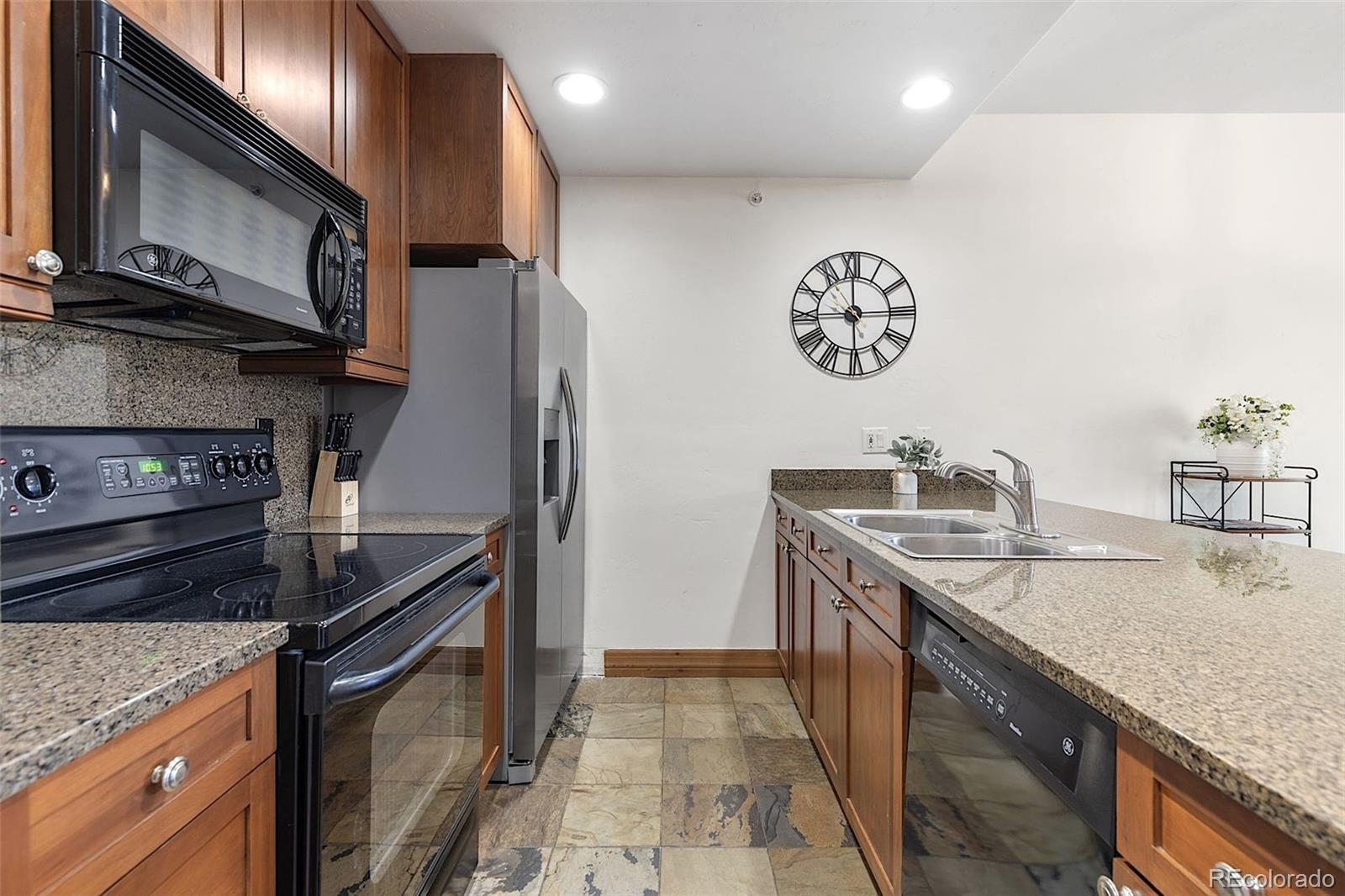 MLS Image #5 for 34  highfield trail 311,breckenridge, Colorado