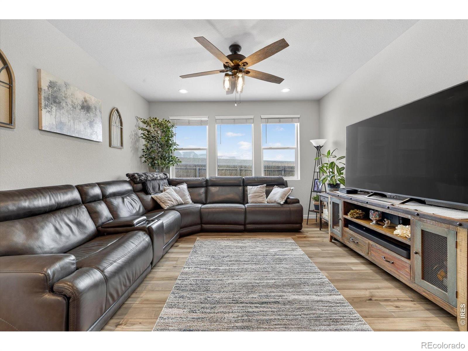 MLS Image #15 for 113  jacobs way,lochbuie, Colorado