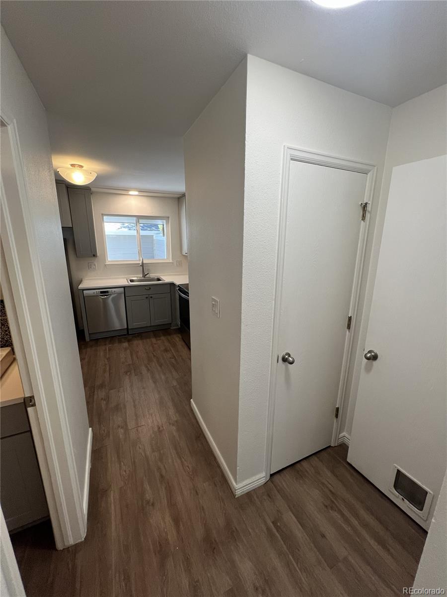 MLS Image #10 for 7052 e briarwood drive,centennial, Colorado