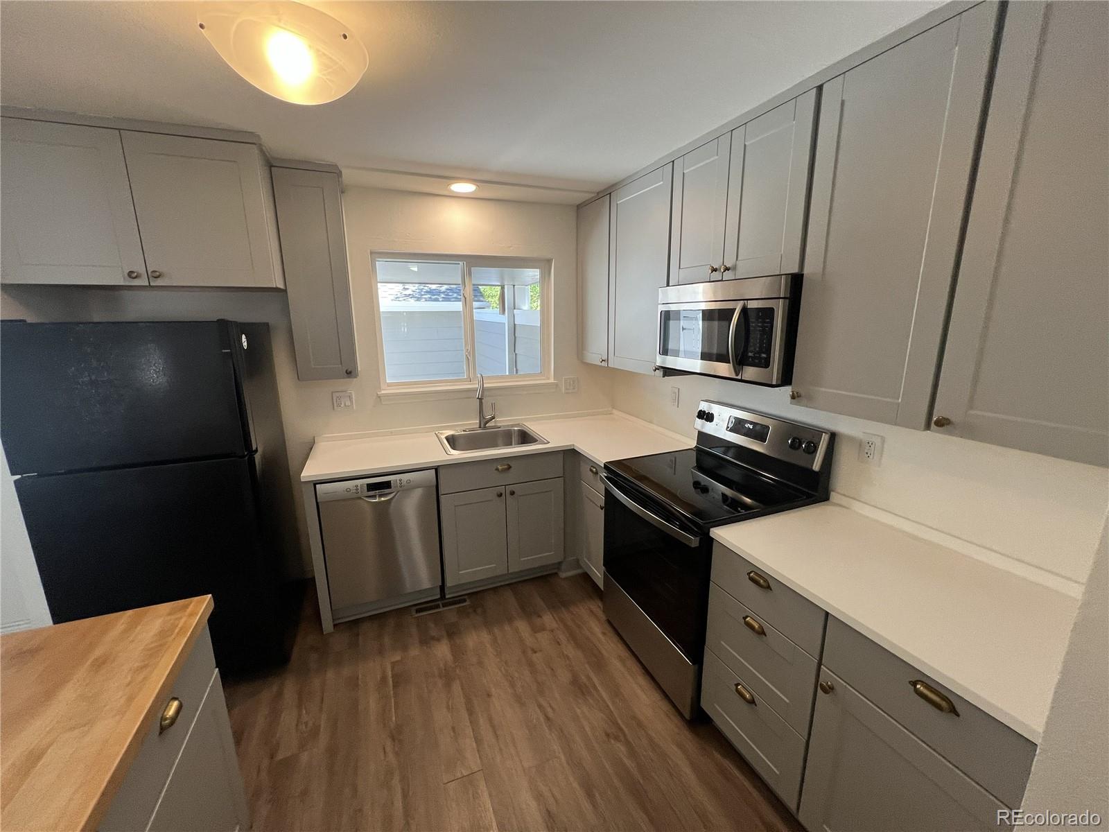 MLS Image #11 for 7052 e briarwood drive,centennial, Colorado