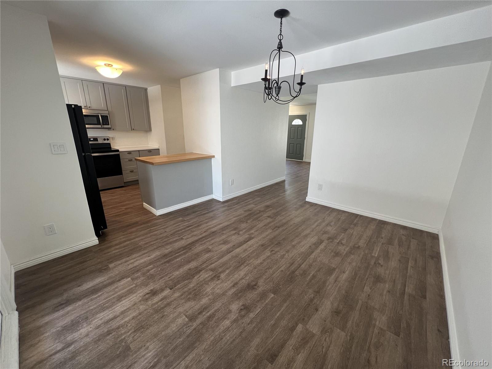 MLS Image #17 for 7052 e briarwood drive,centennial, Colorado