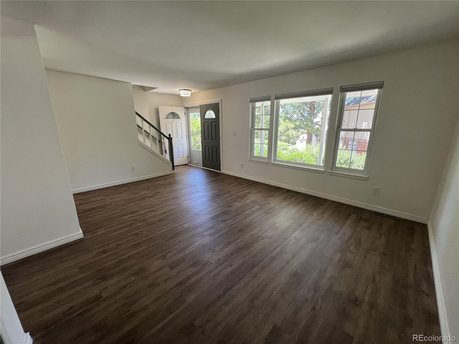 MLS Image #5 for 7052 e briarwood drive,centennial, Colorado